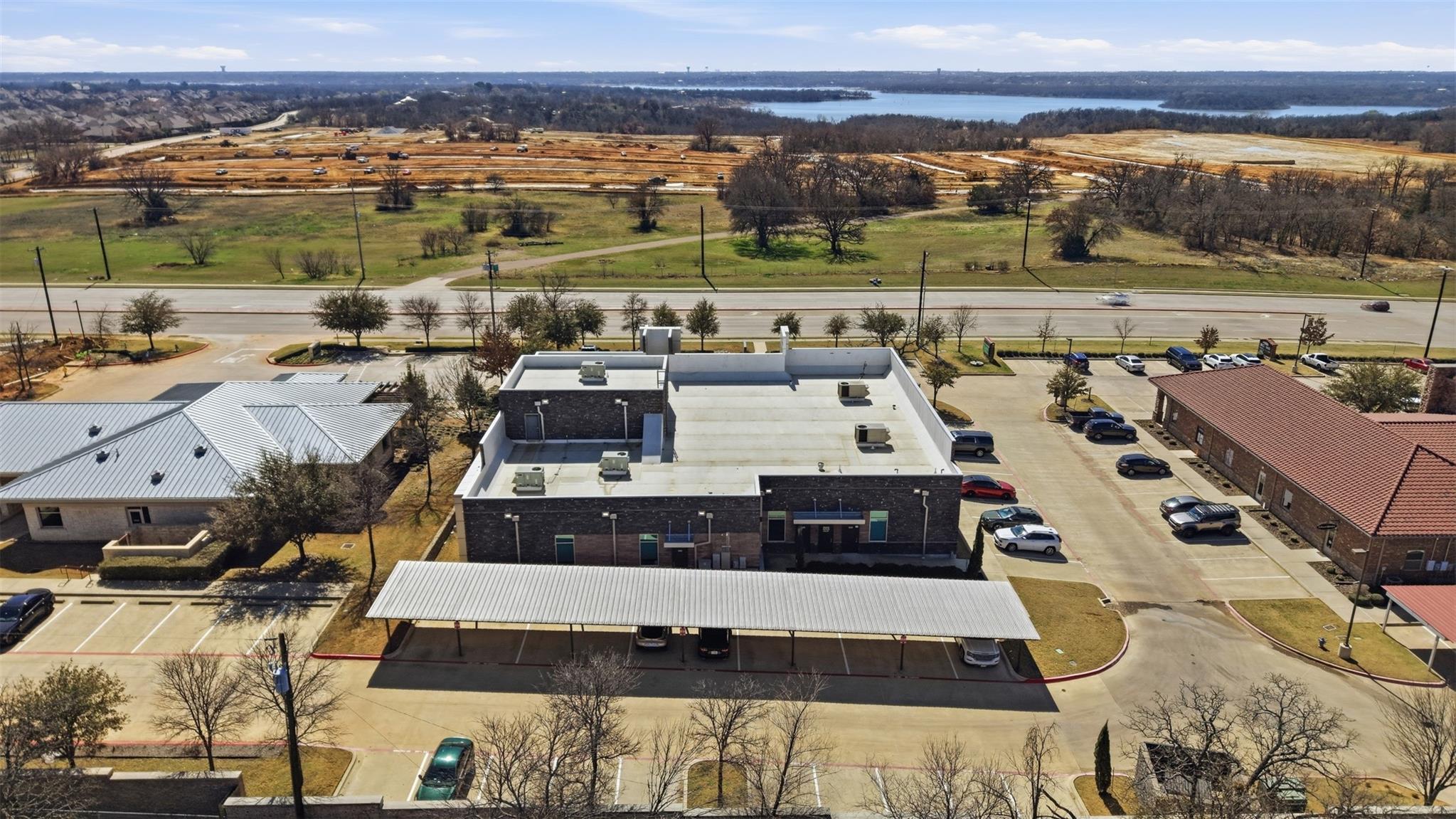 main property photo 16