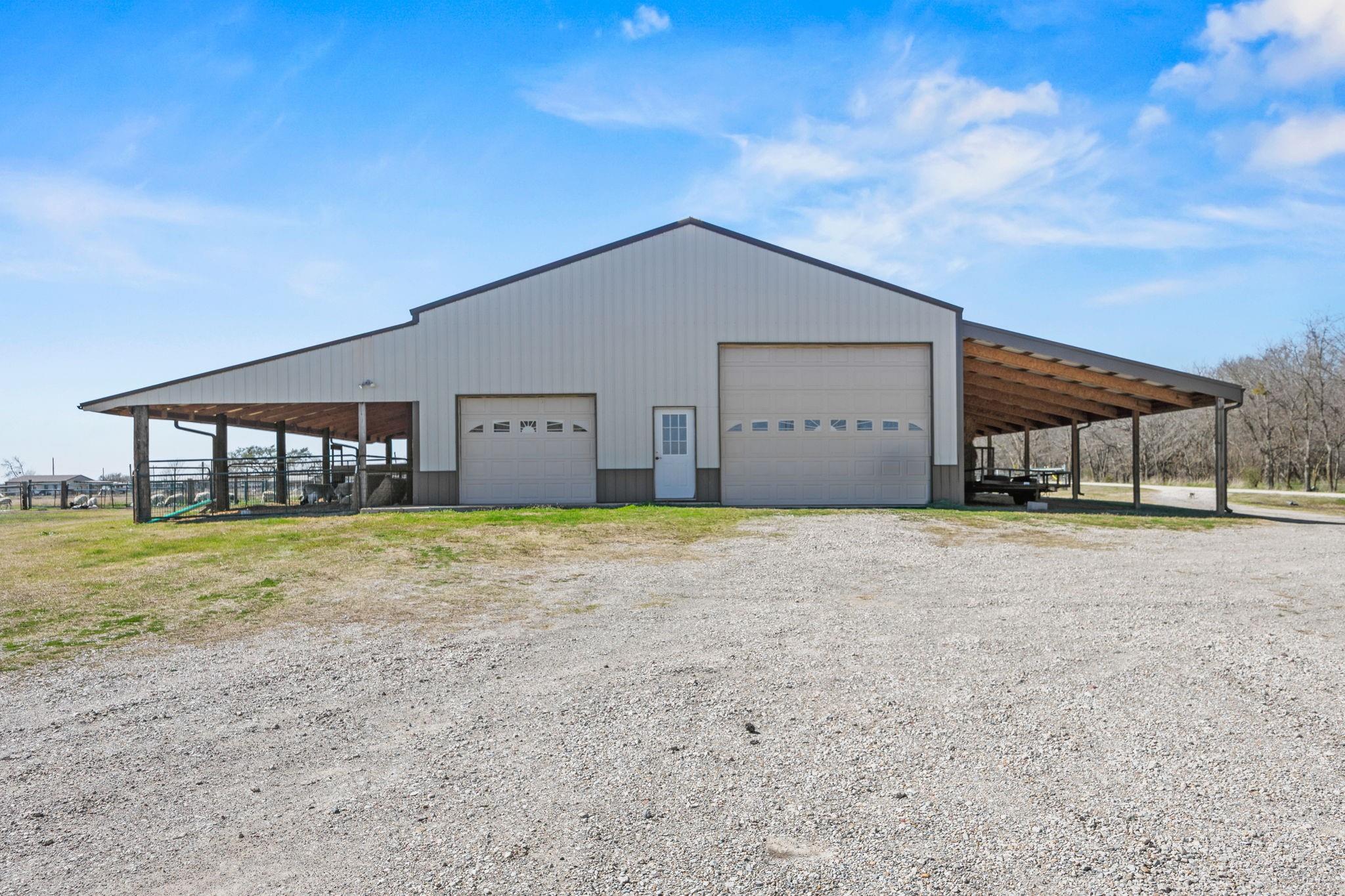 main property photo 33