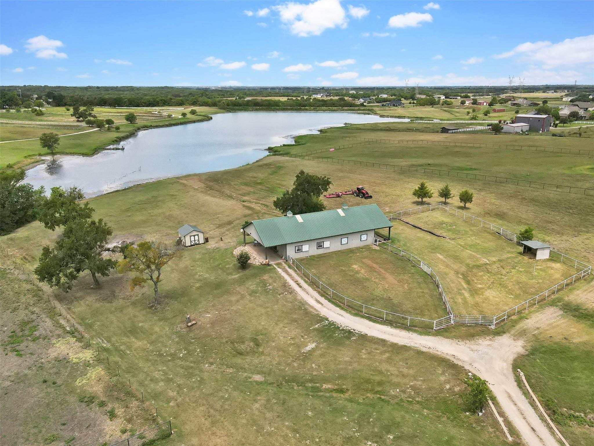 main property photo 13