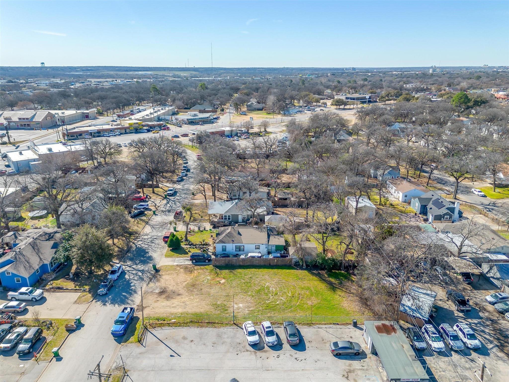 main property photo 7