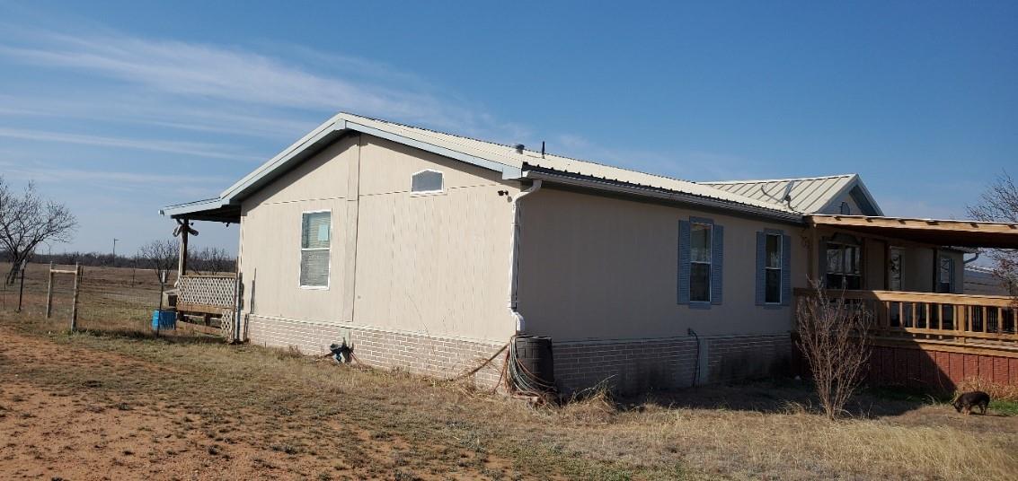 main property photo 11