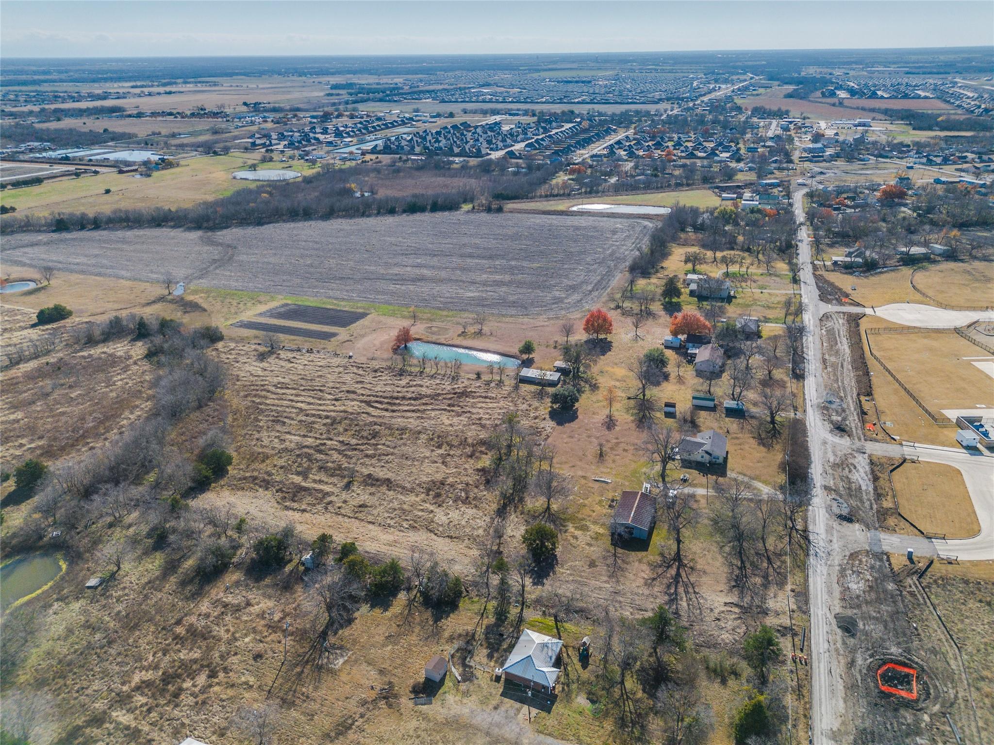 main property photo 6
