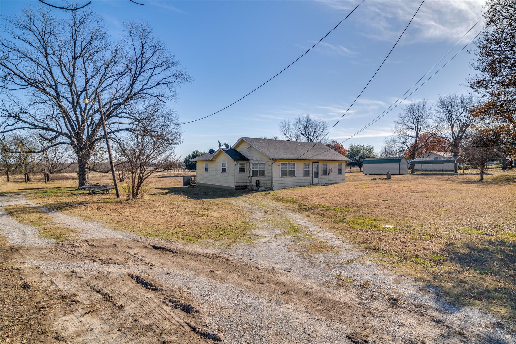 main property photo 9