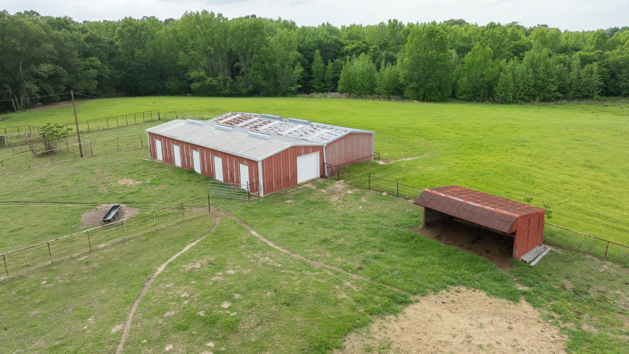 main property photo 9