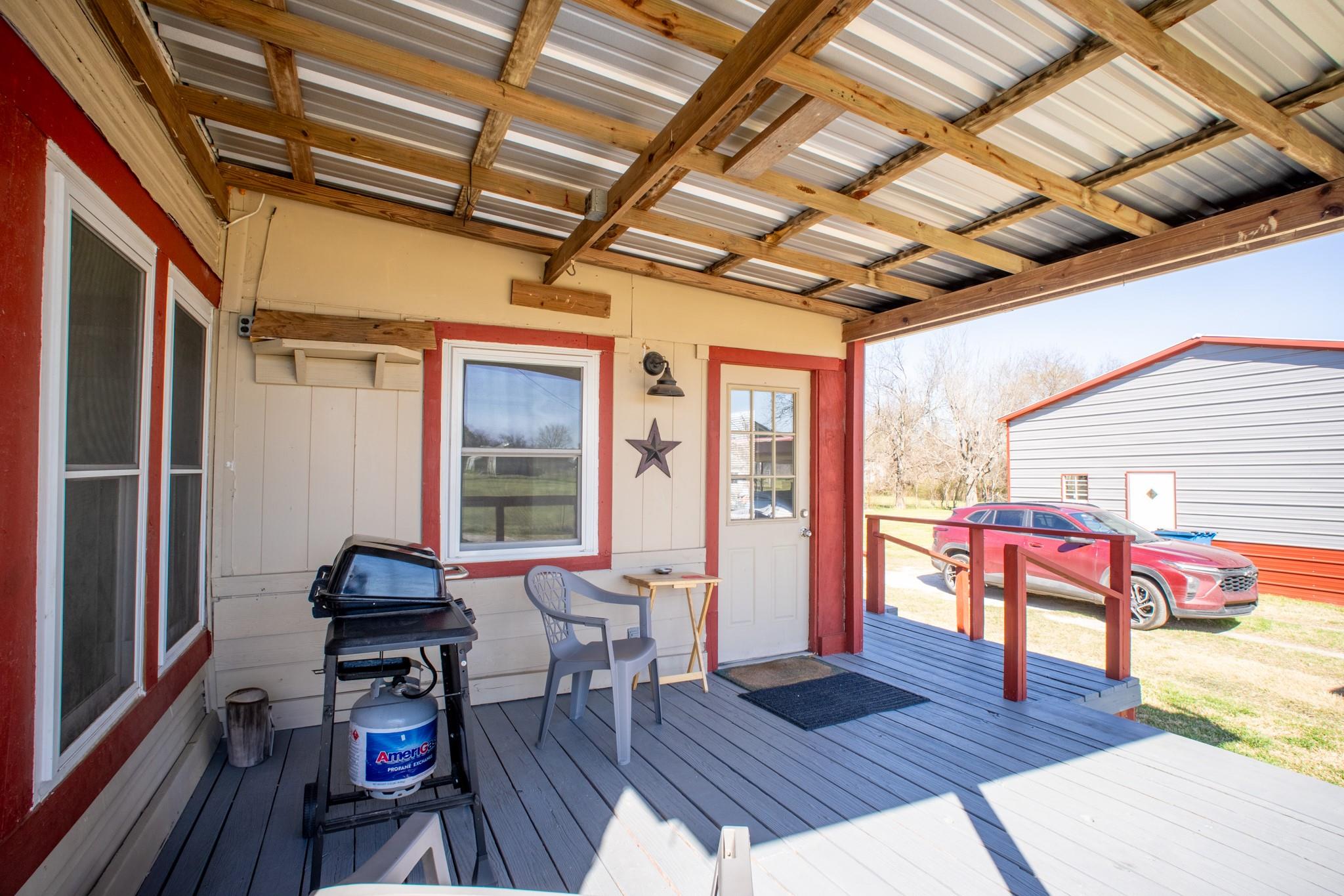 main property photo 21