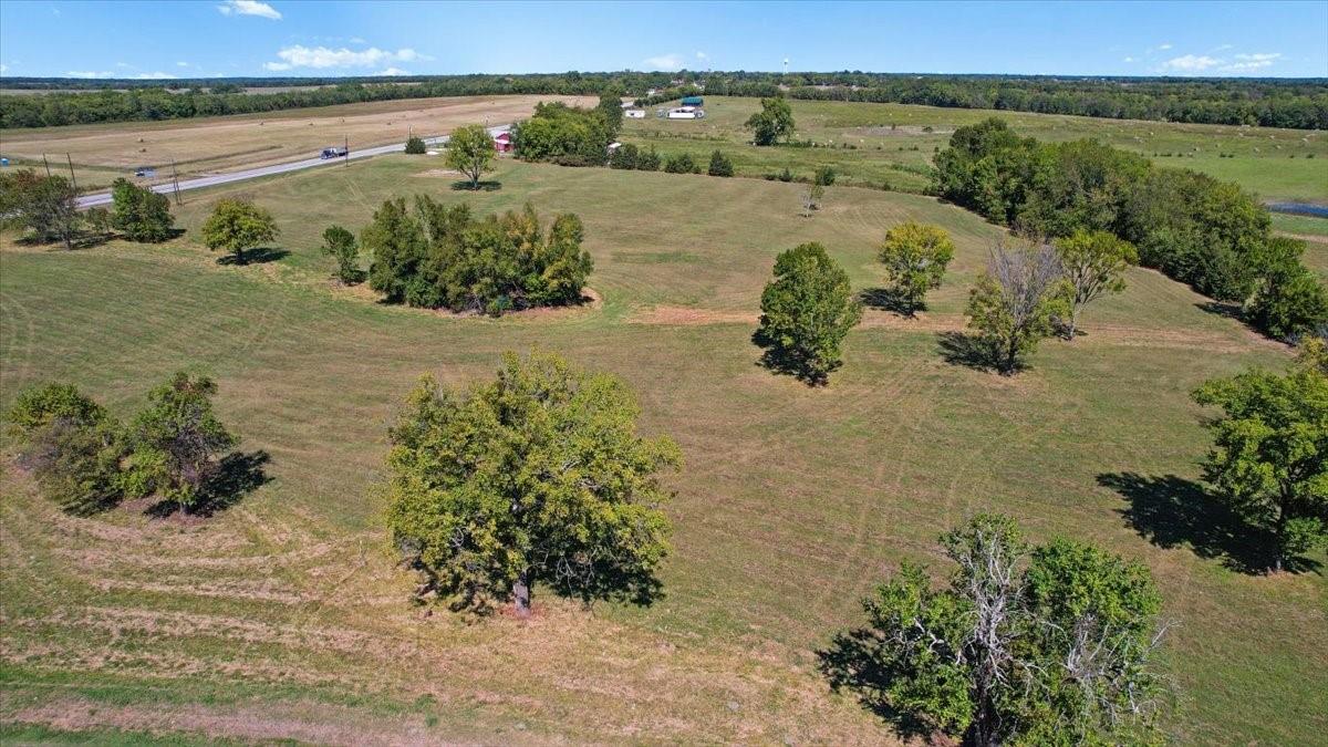 main property photo 16