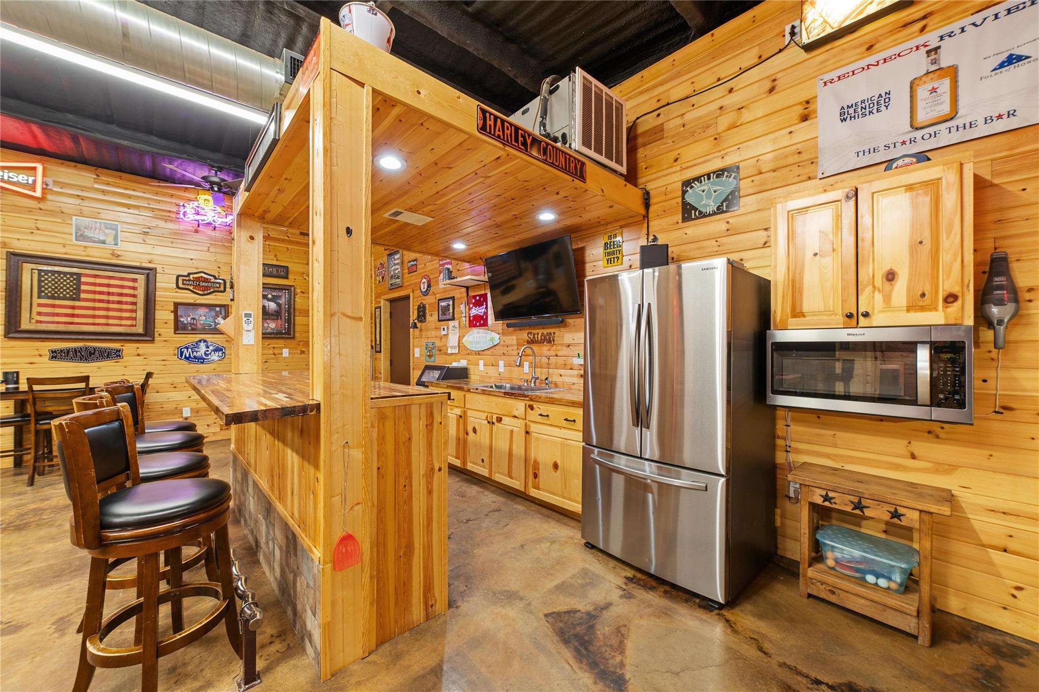 main property photo 21