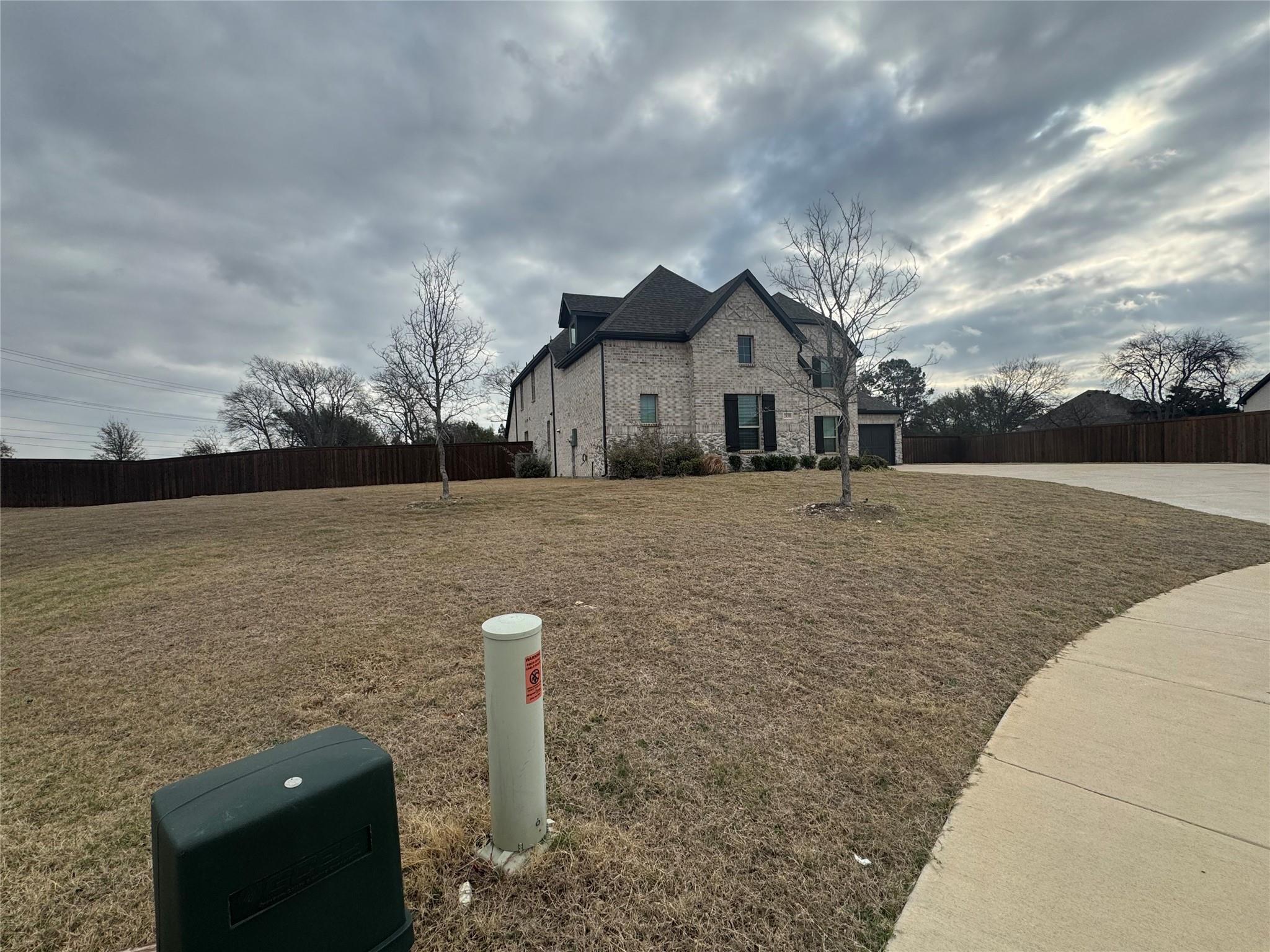 main property photo 3