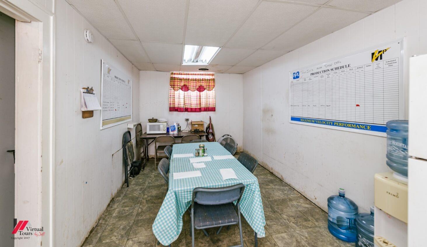 main property photo 18