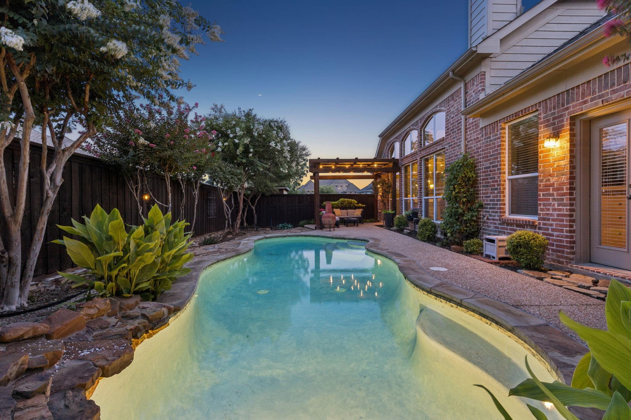 main property photo 38