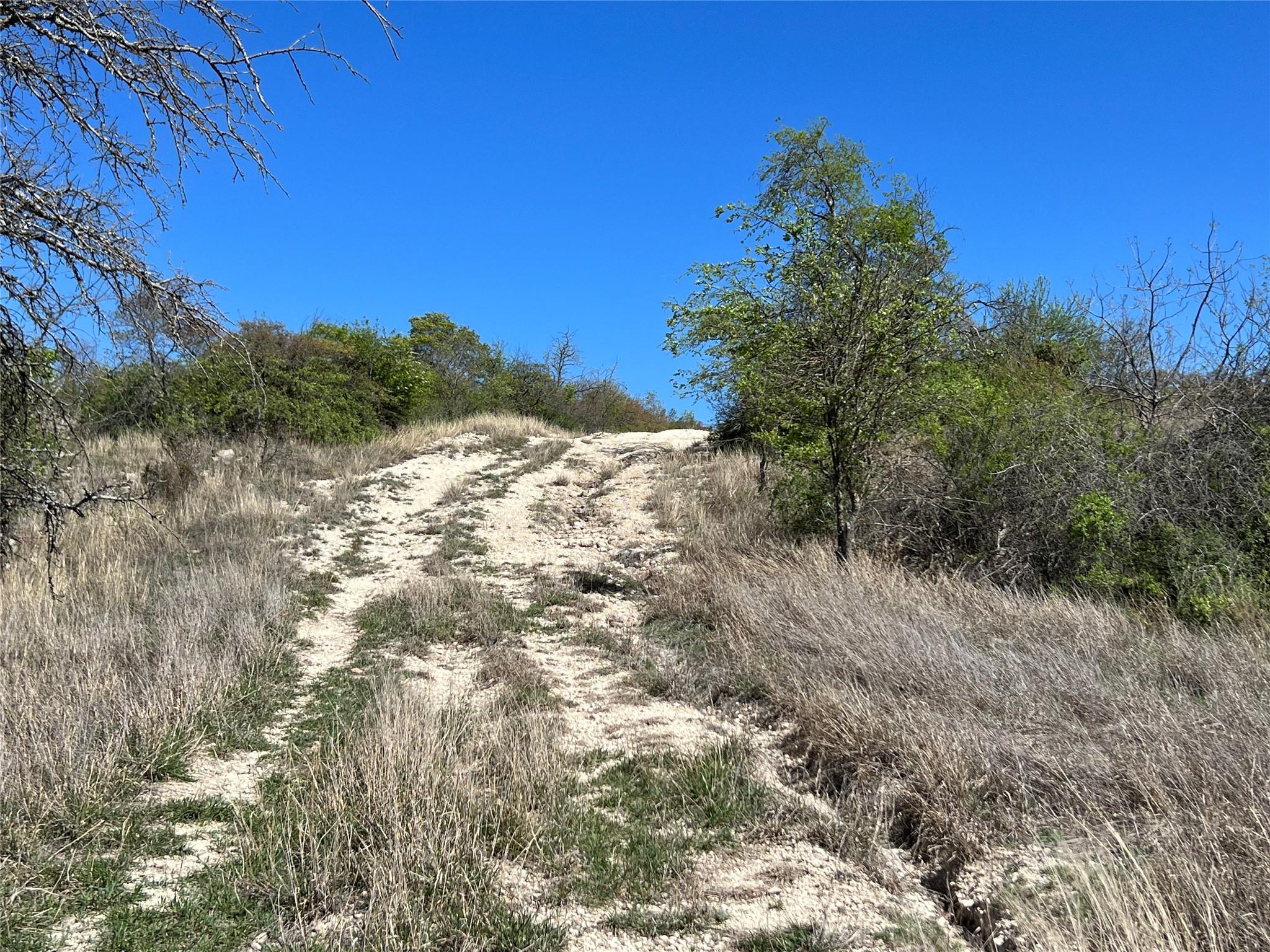 main property photo 18