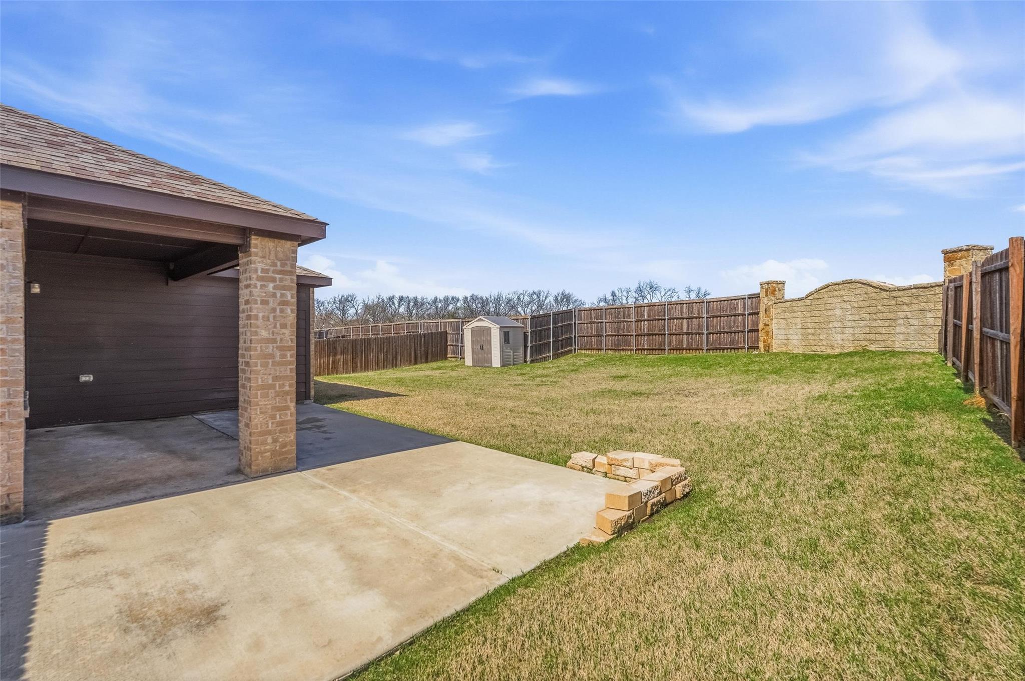 main property photo 11