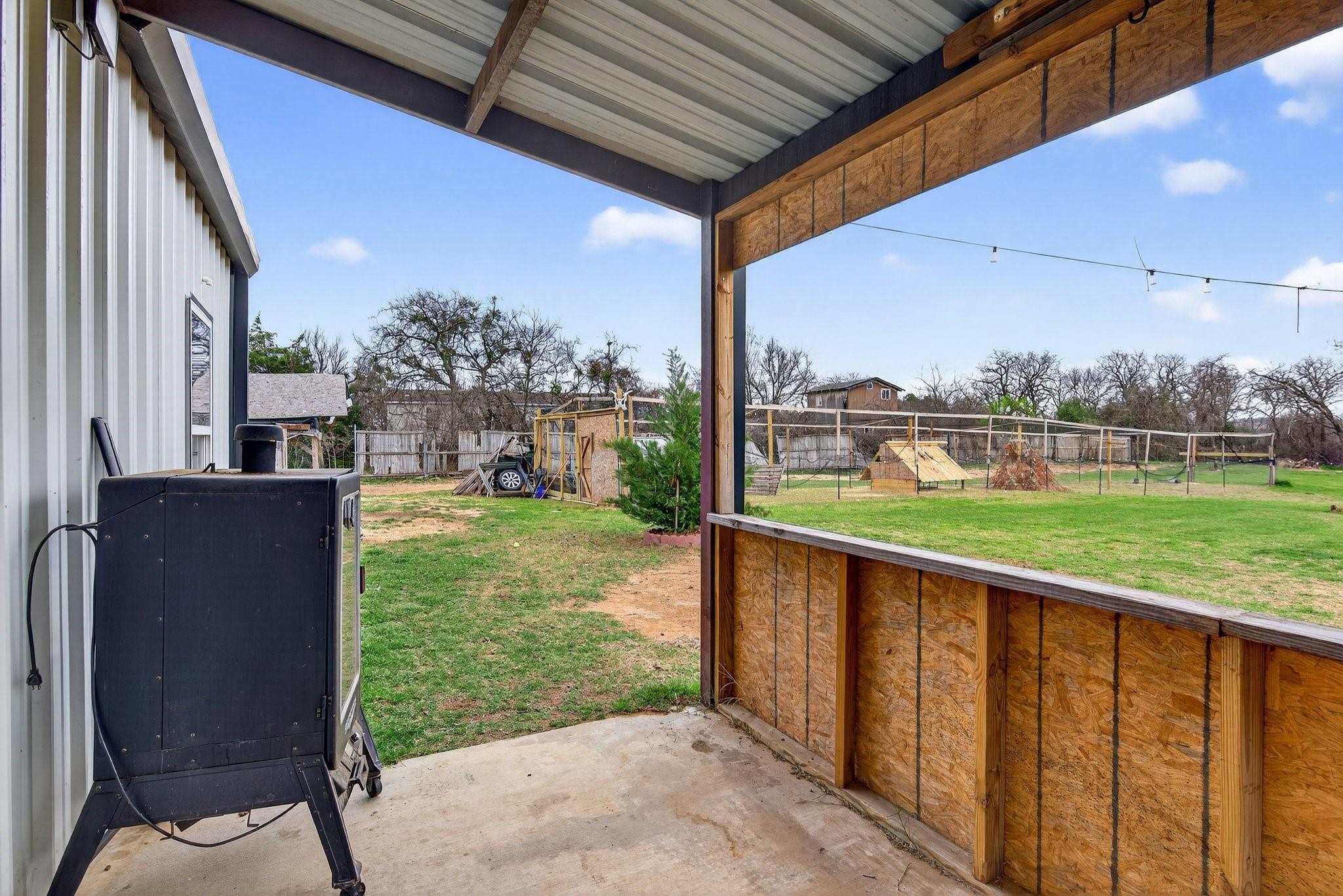 main property photo 18