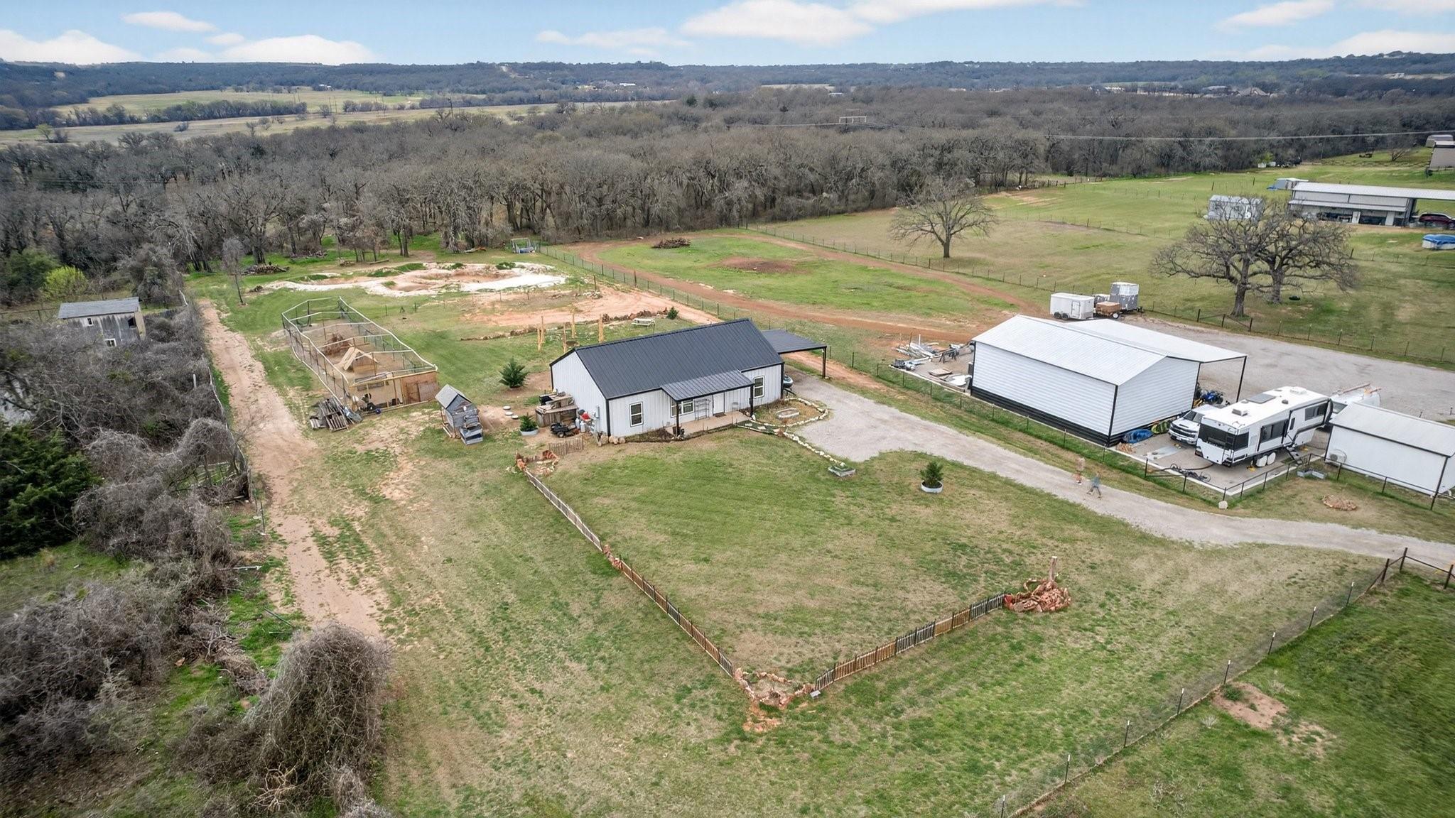 main property photo 20