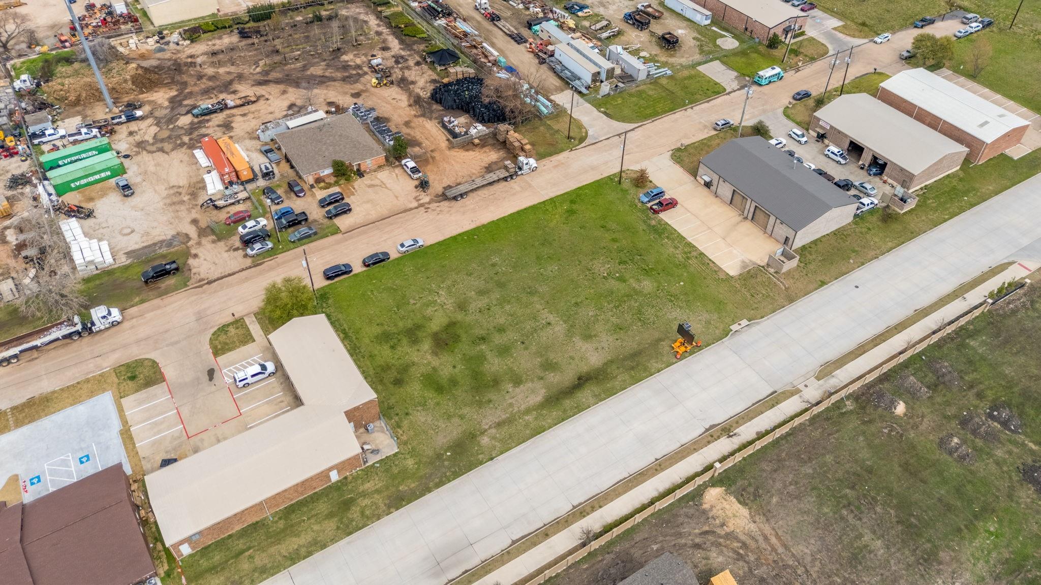 main property photo 4