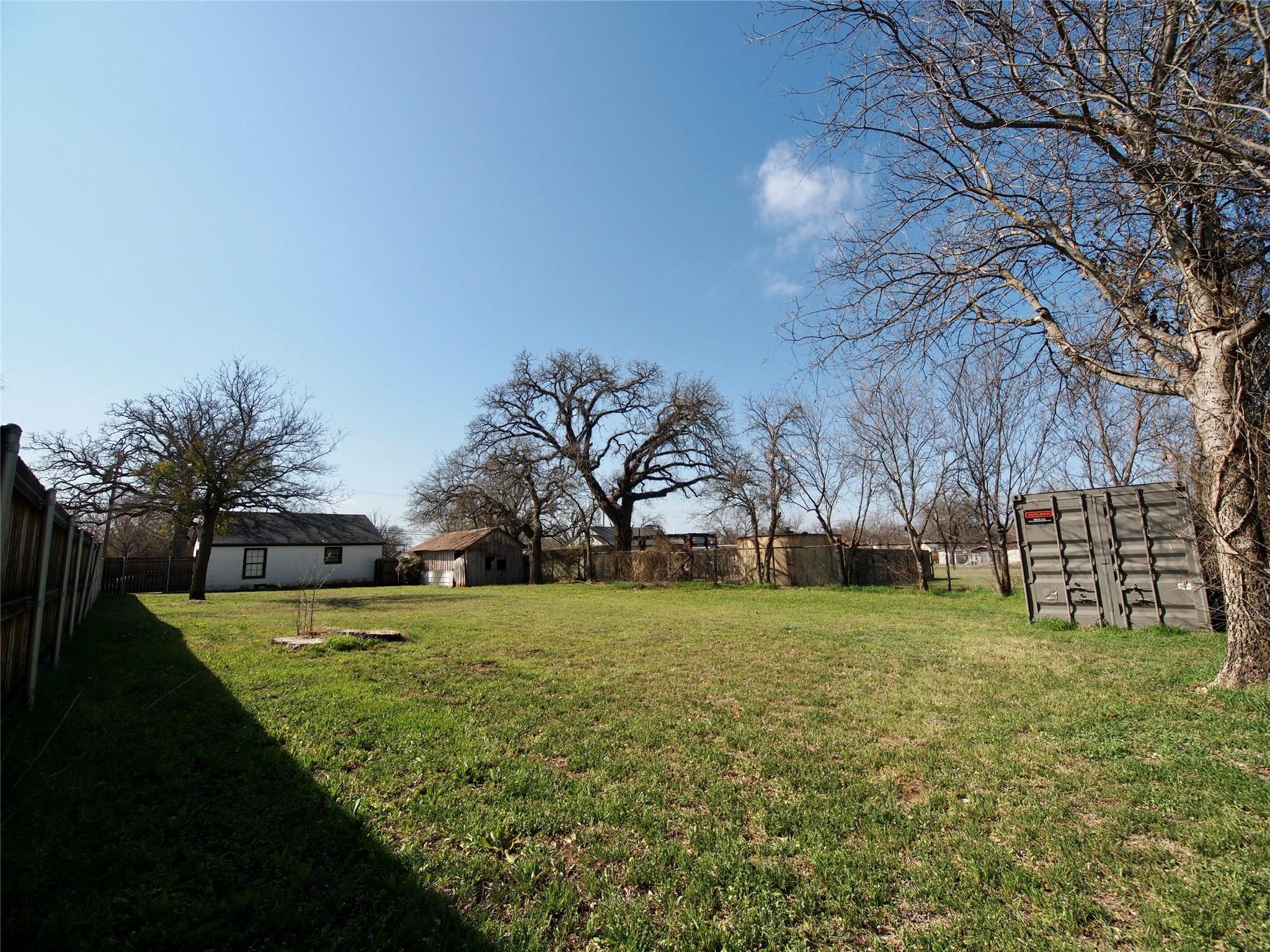 main property photo 26
