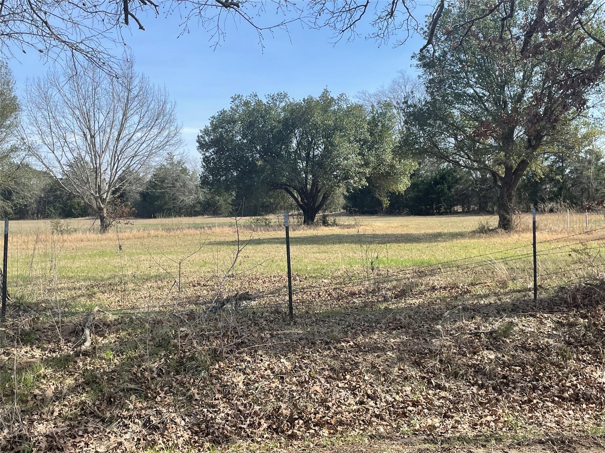 main property photo 11