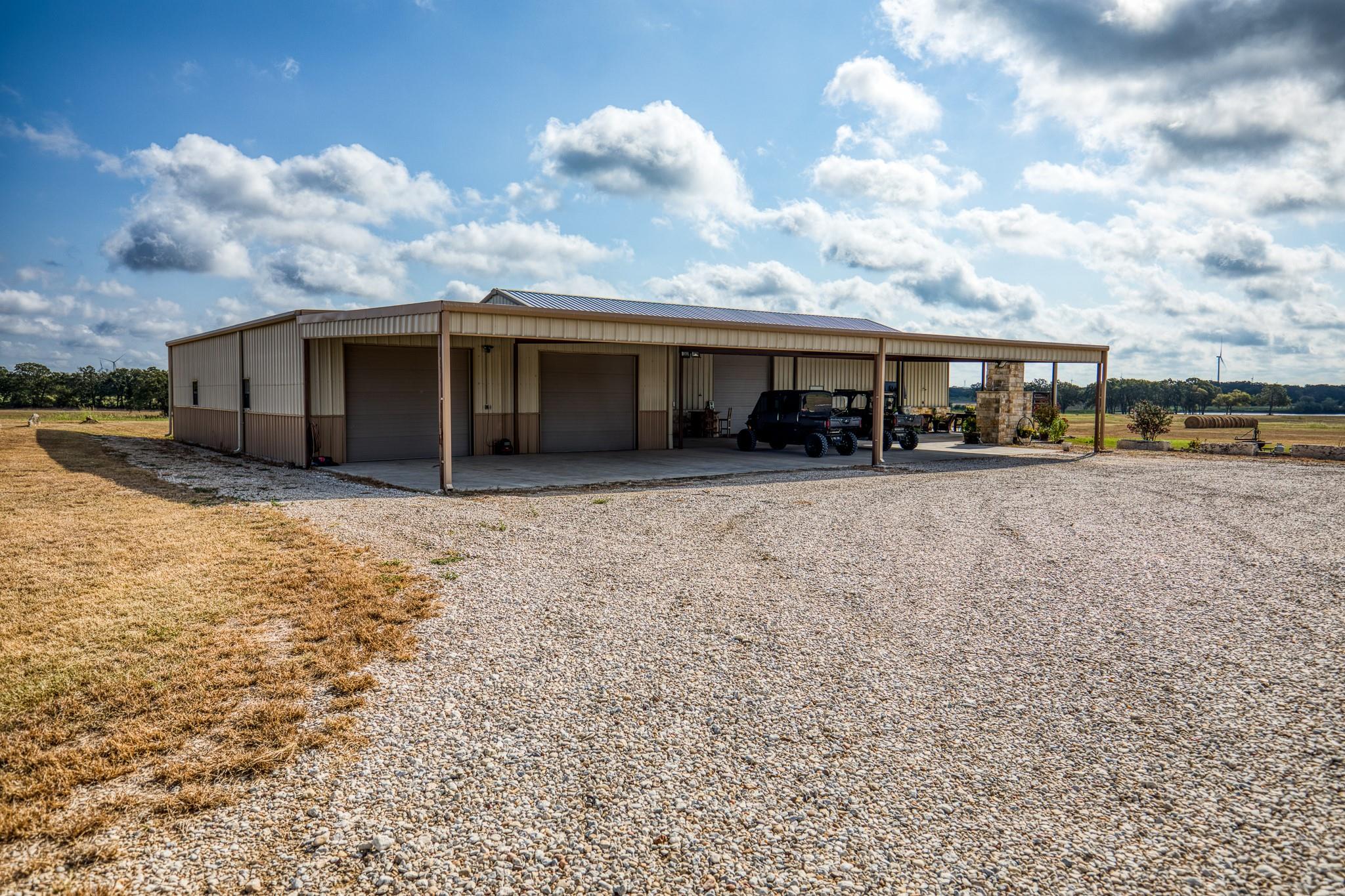 main property photo 7