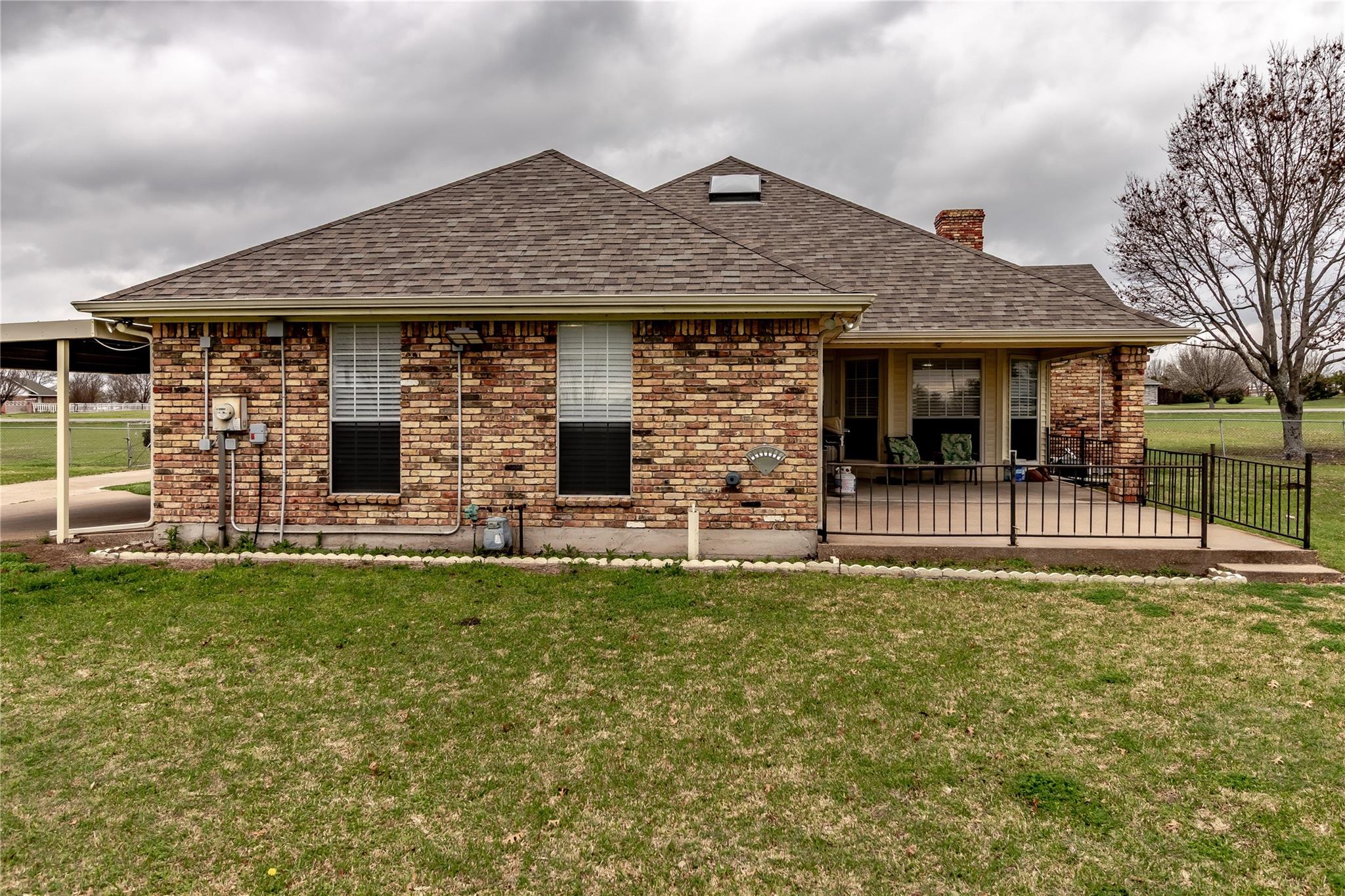 main property photo 38