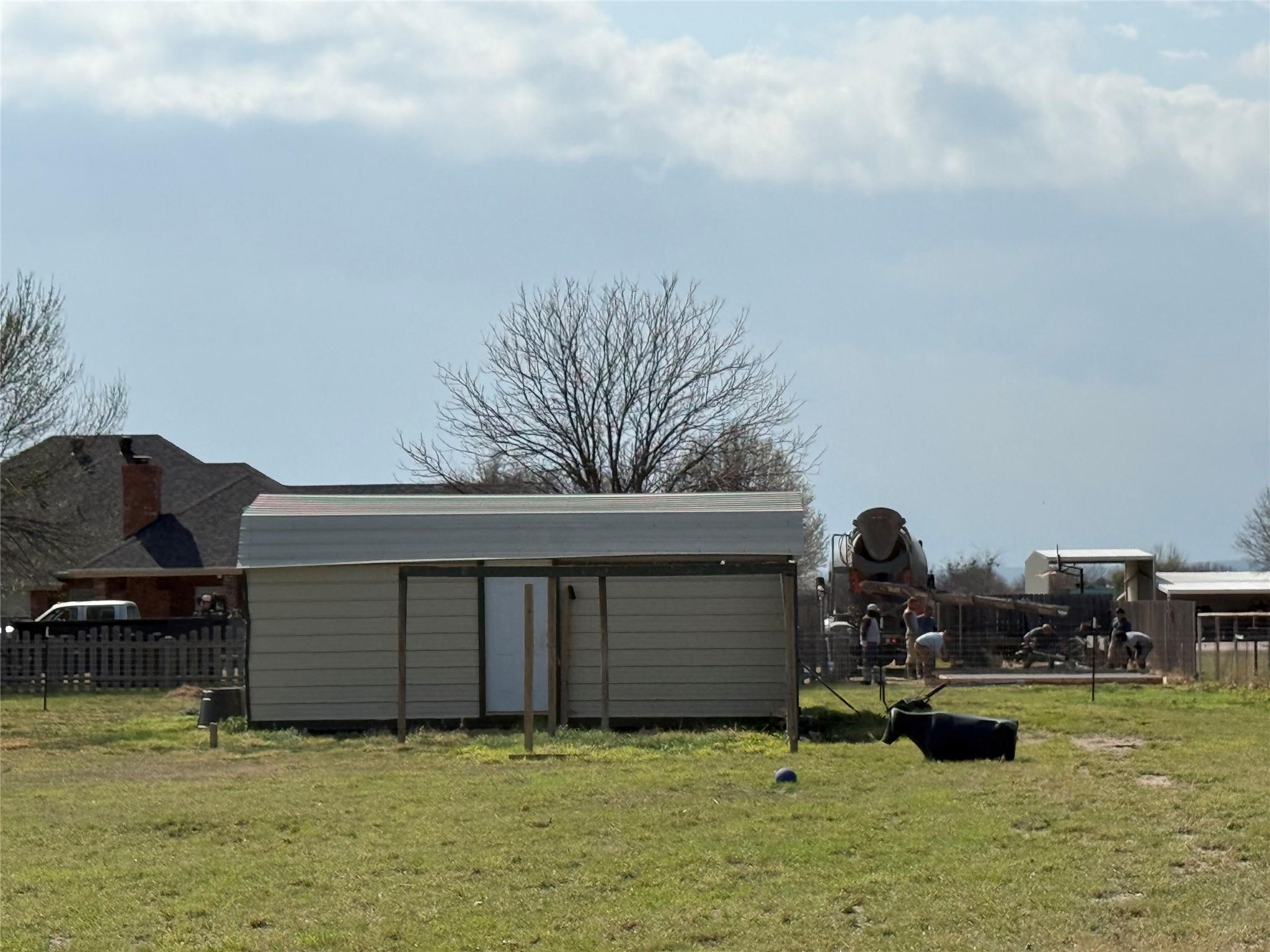main property photo 5