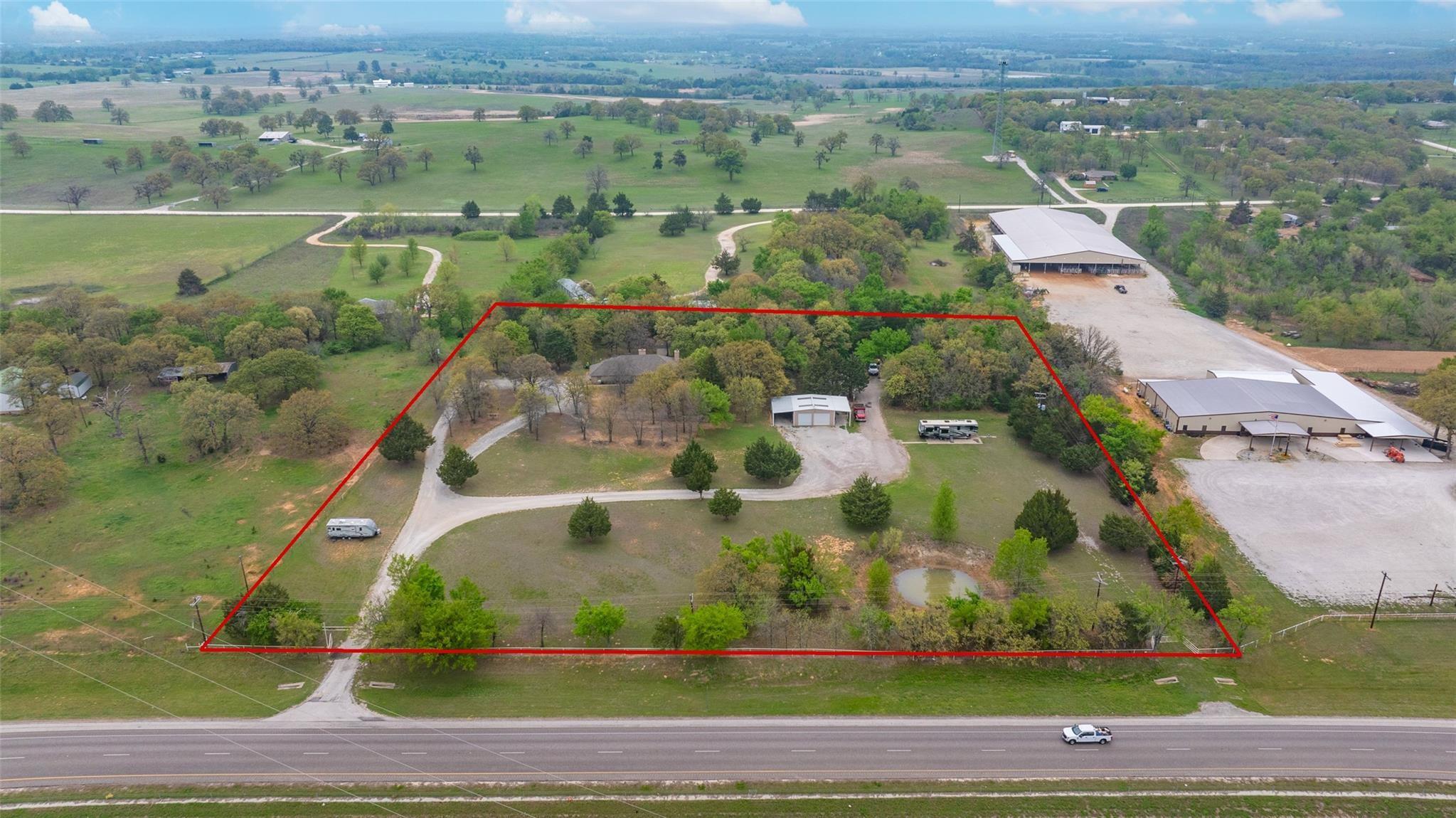 main property photo 37
