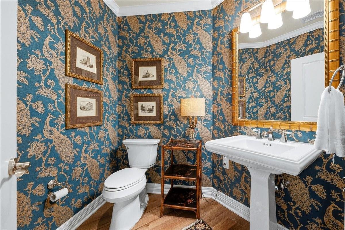 main property photo 14
