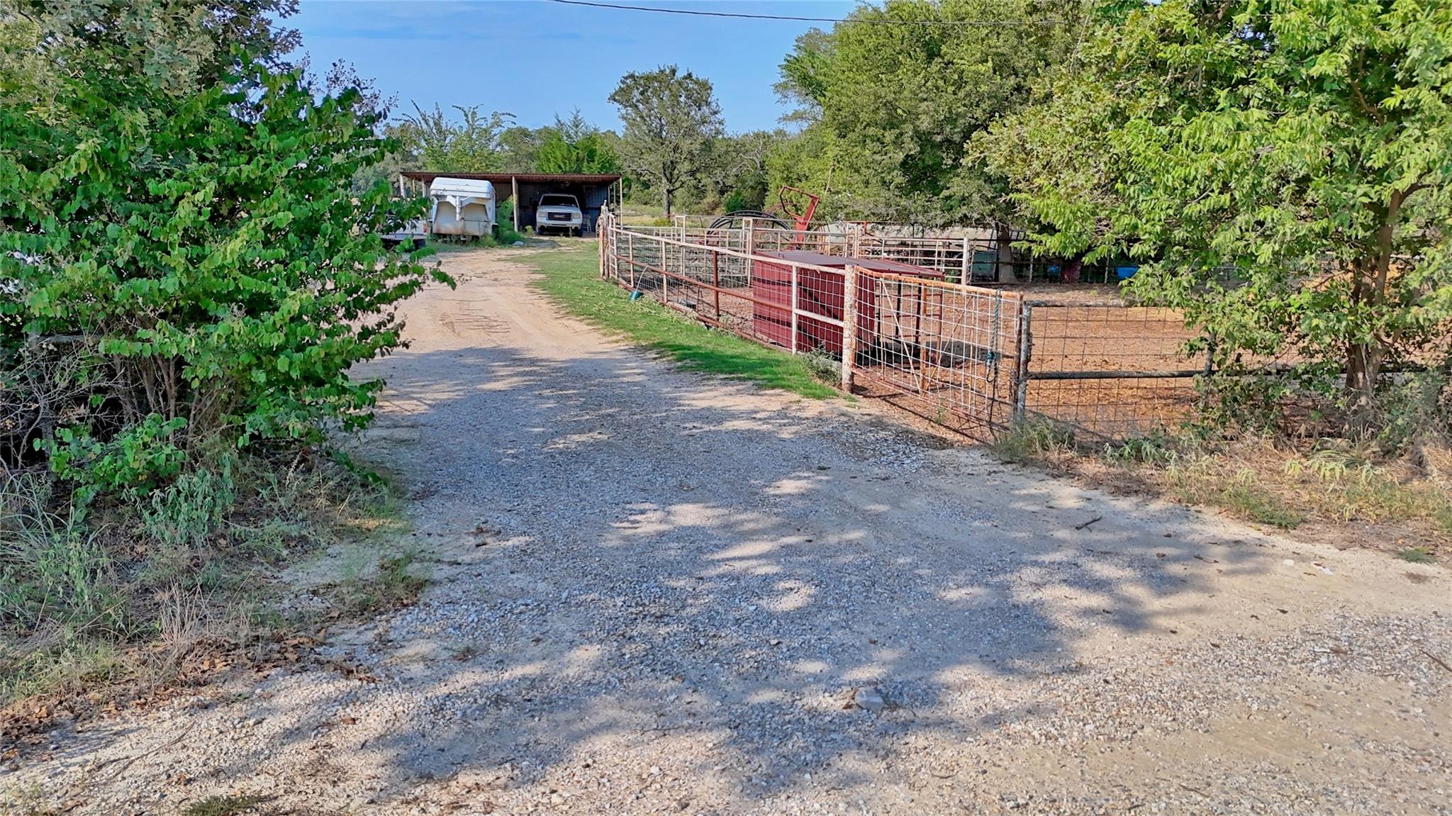 main property photo 5