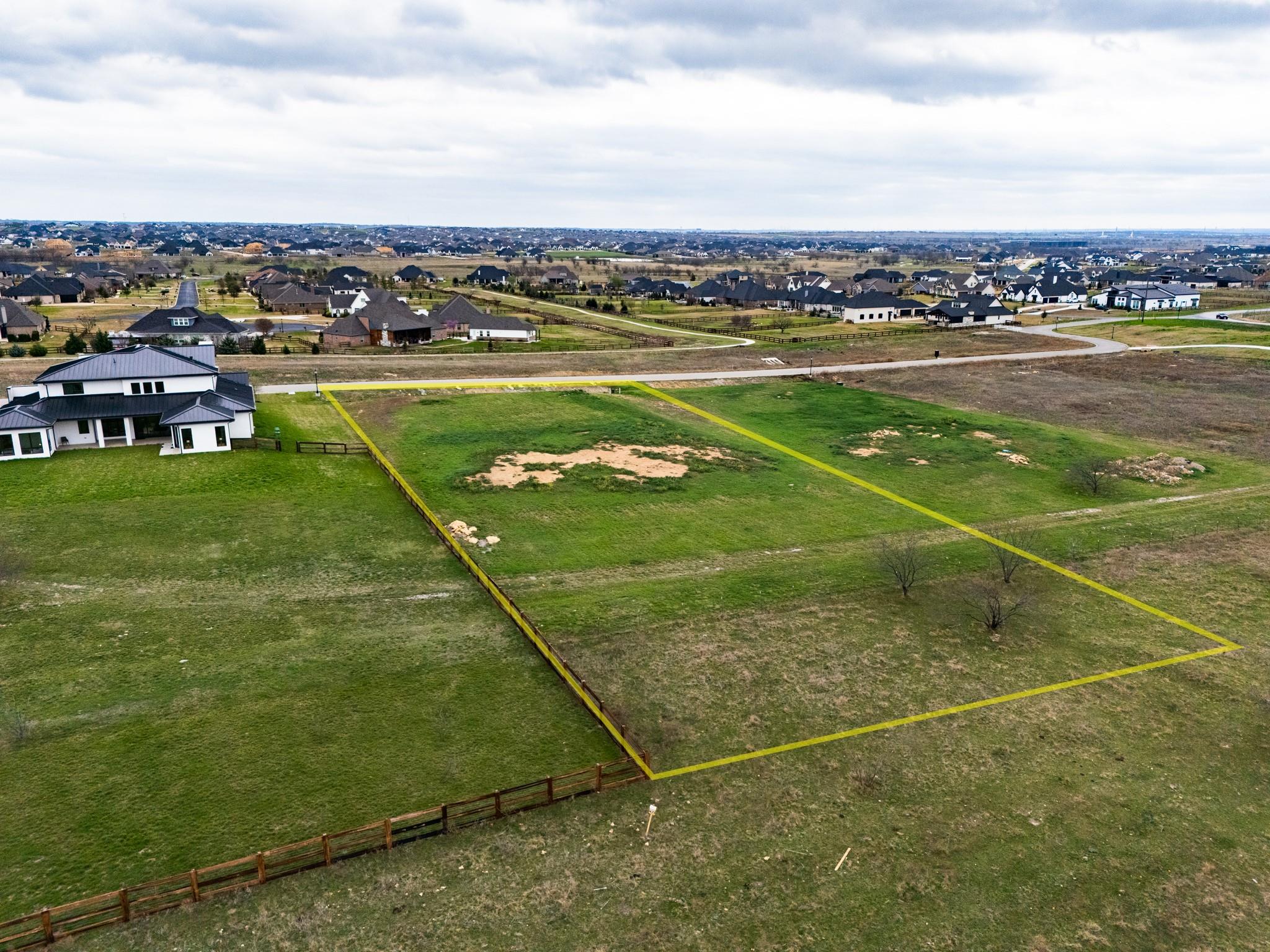 main property photo 10