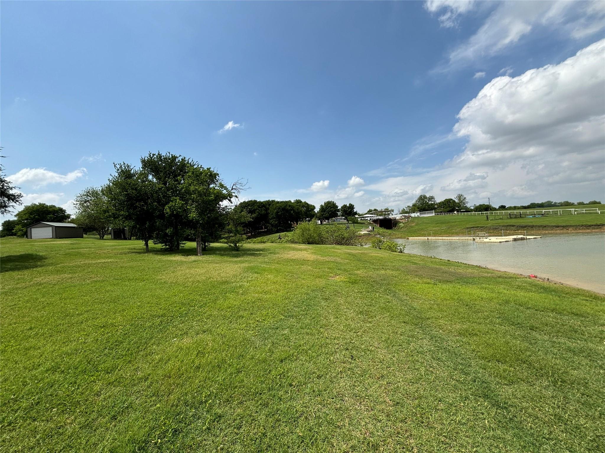 main property photo 11