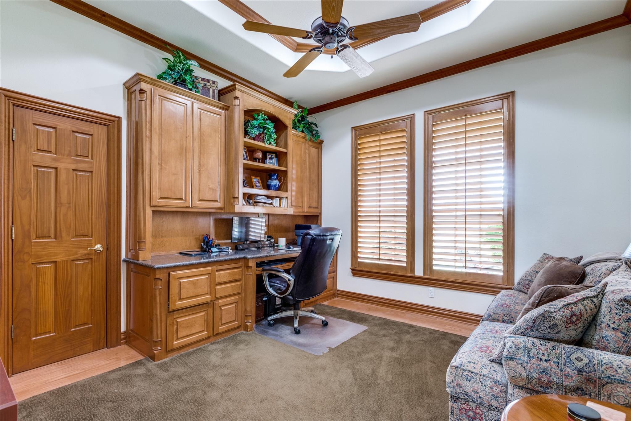 main property photo 14