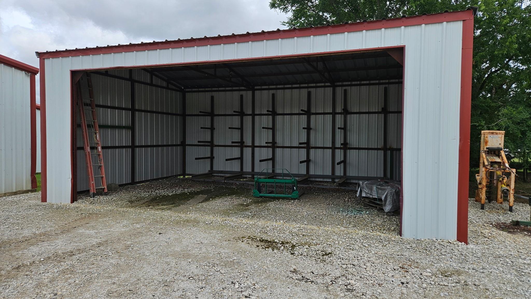 main property photo 33