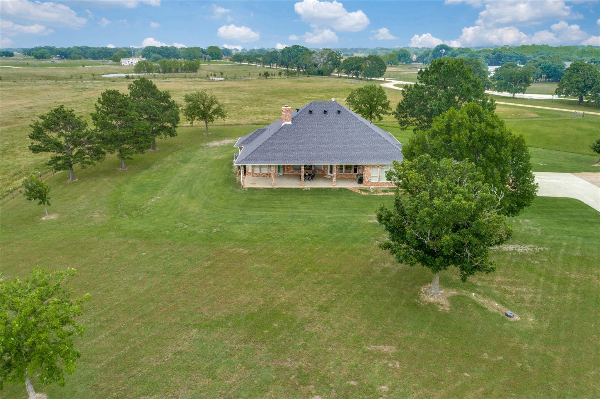 main property photo 36