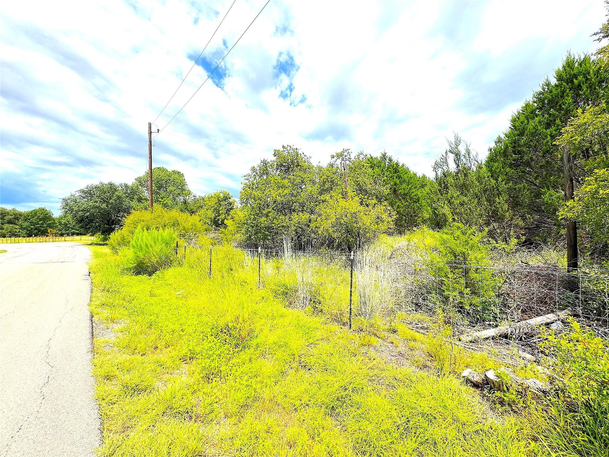 main property photo 11