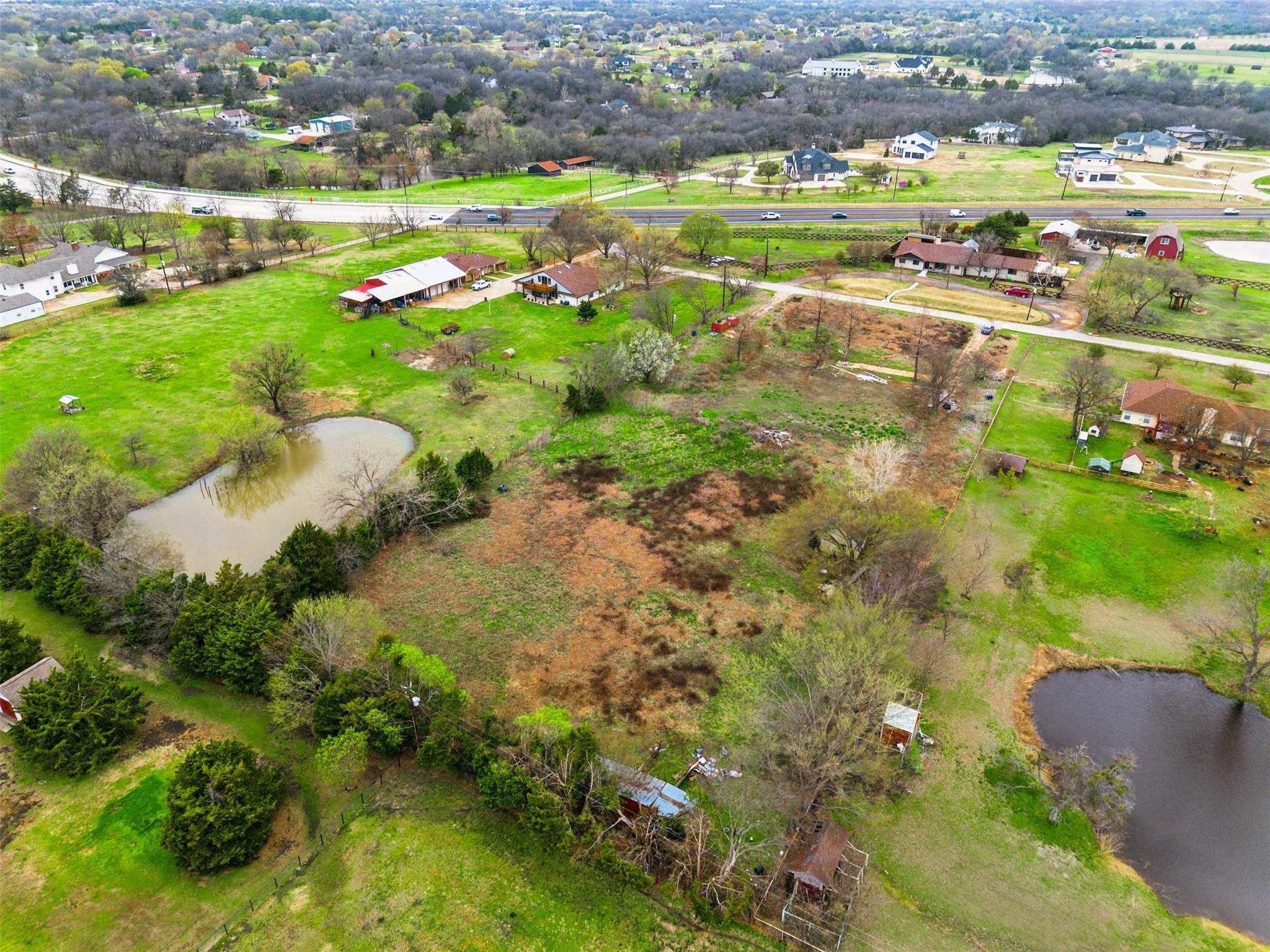 main property photo 11