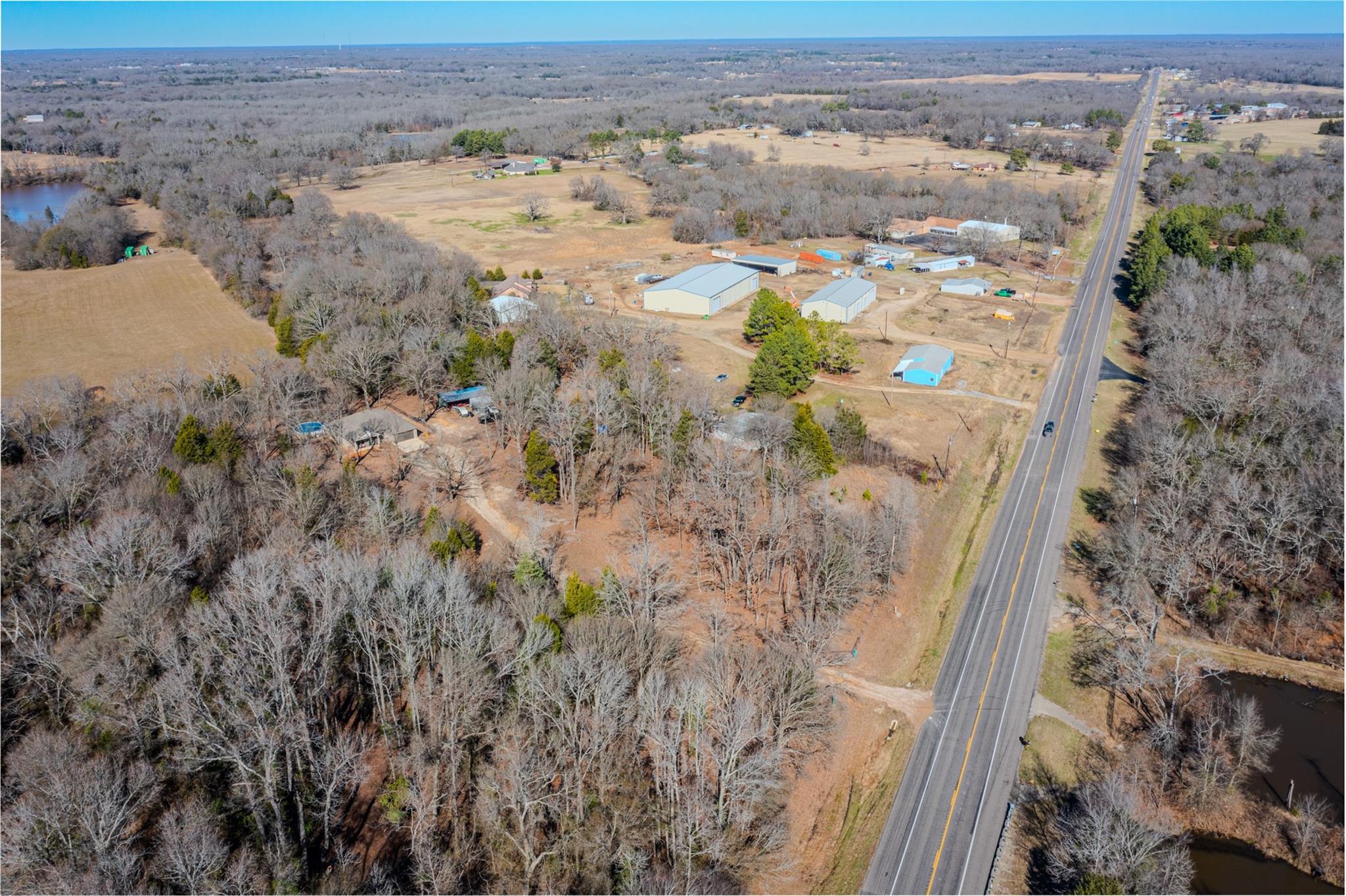 main property photo 35