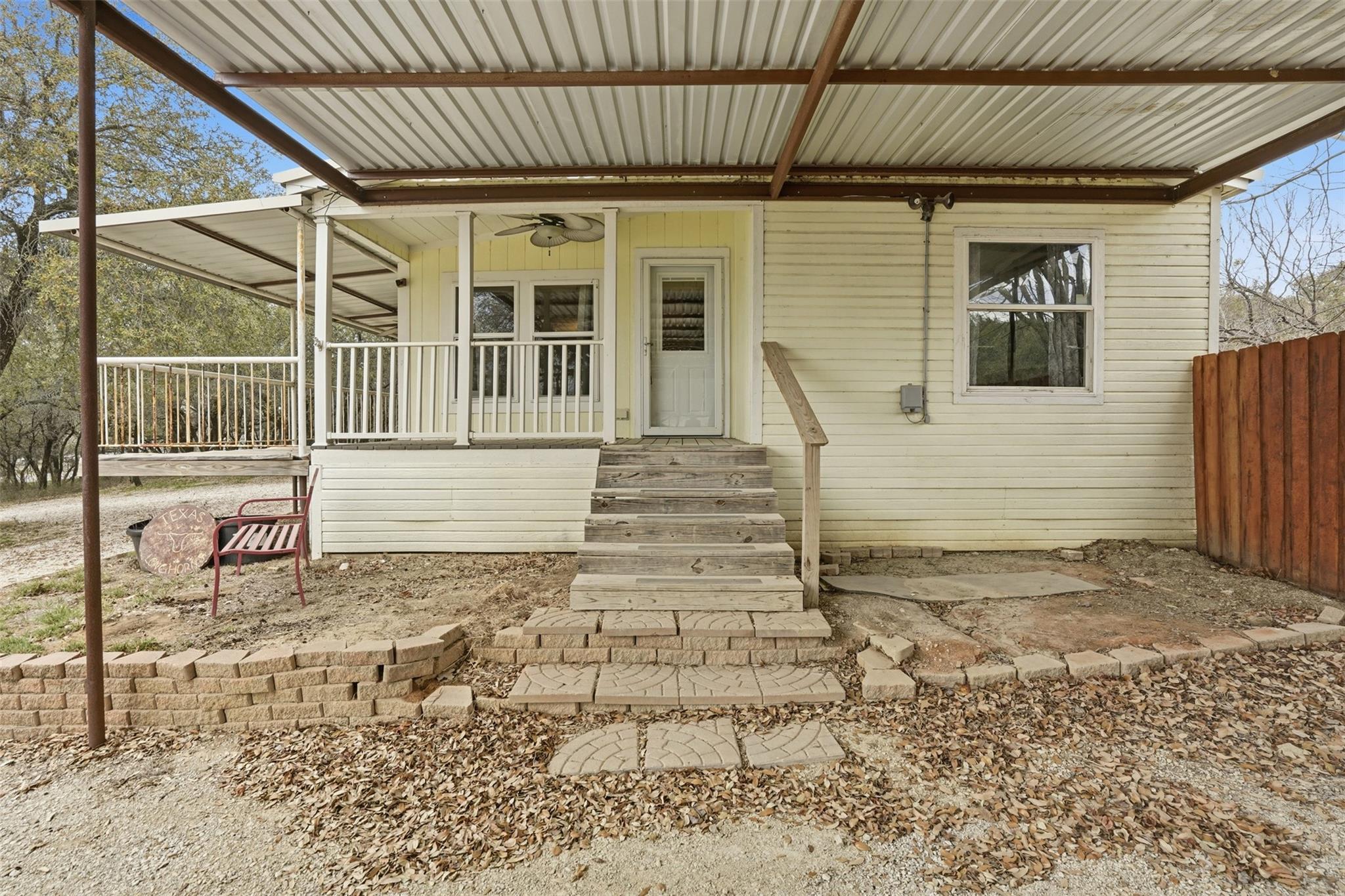 main property photo 13