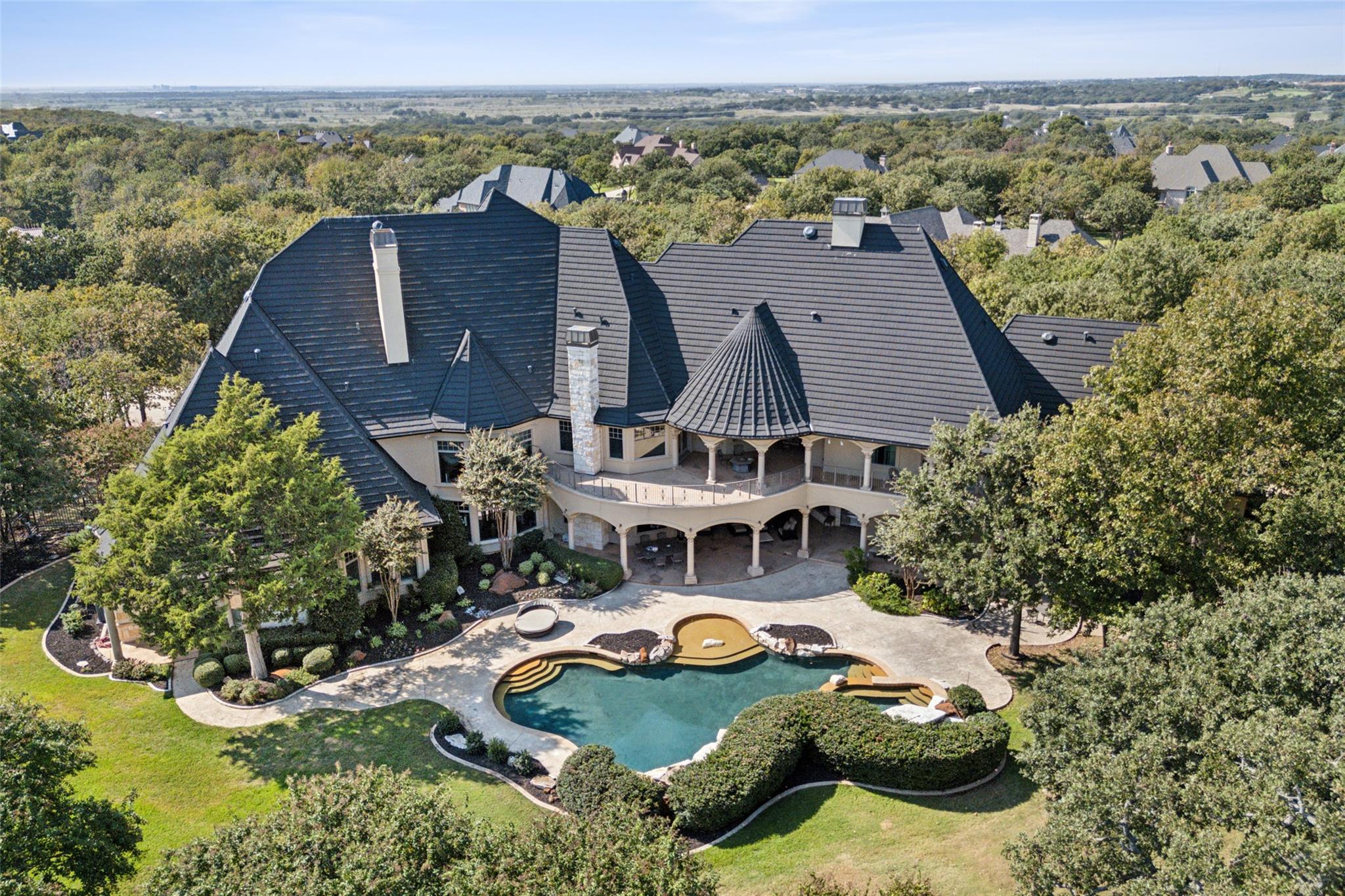 main property photo 36