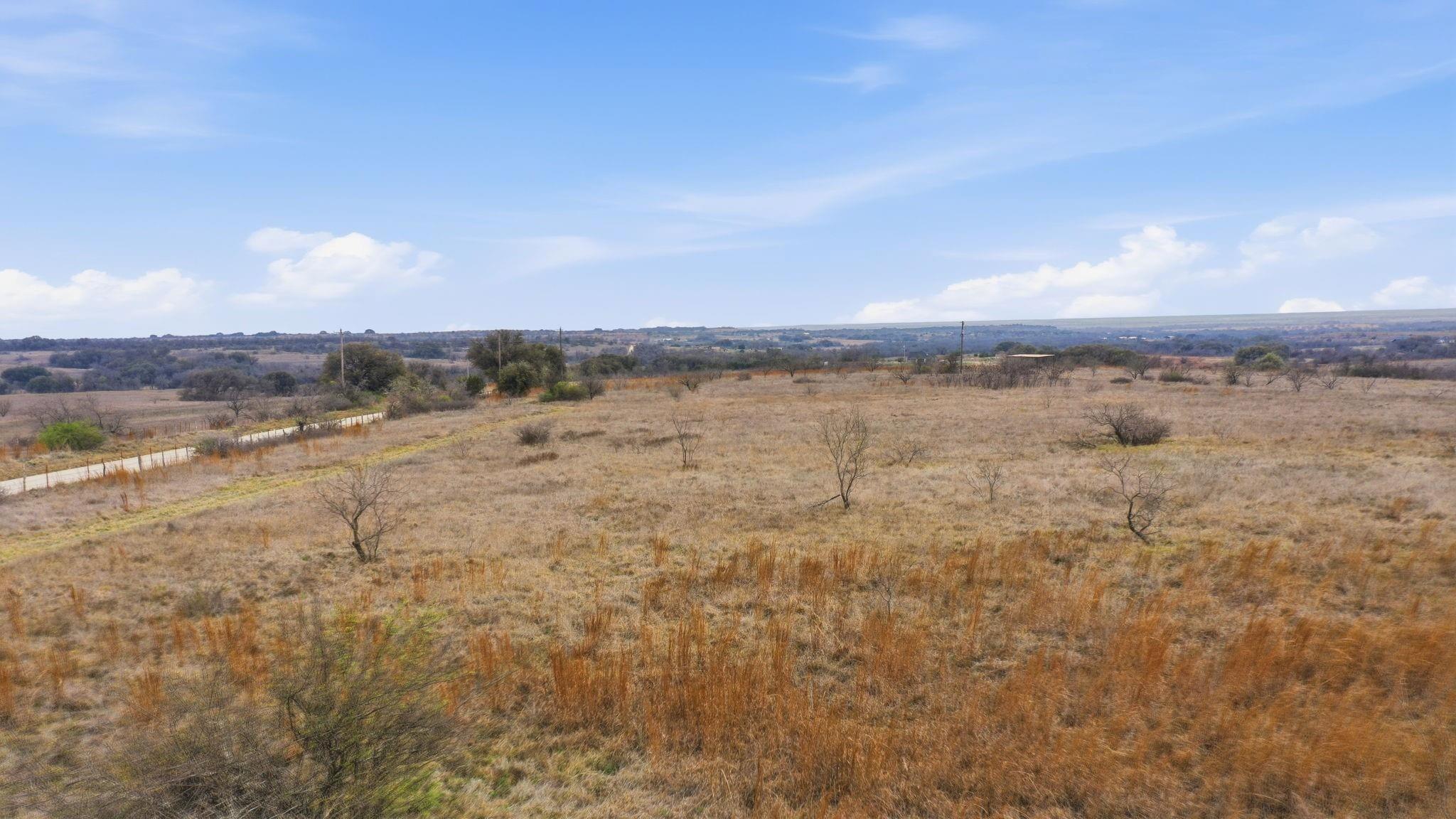 main property photo 11