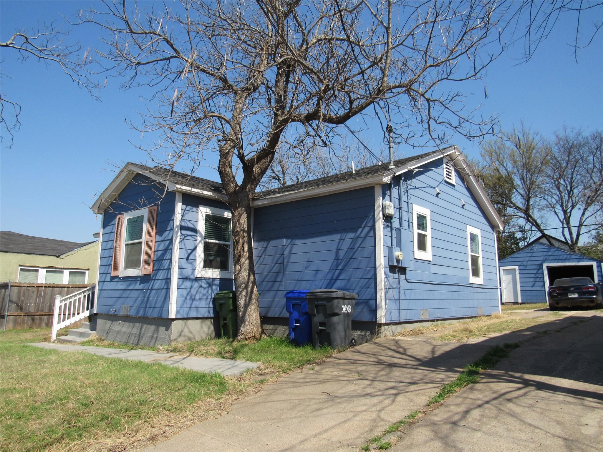 main property photo 2