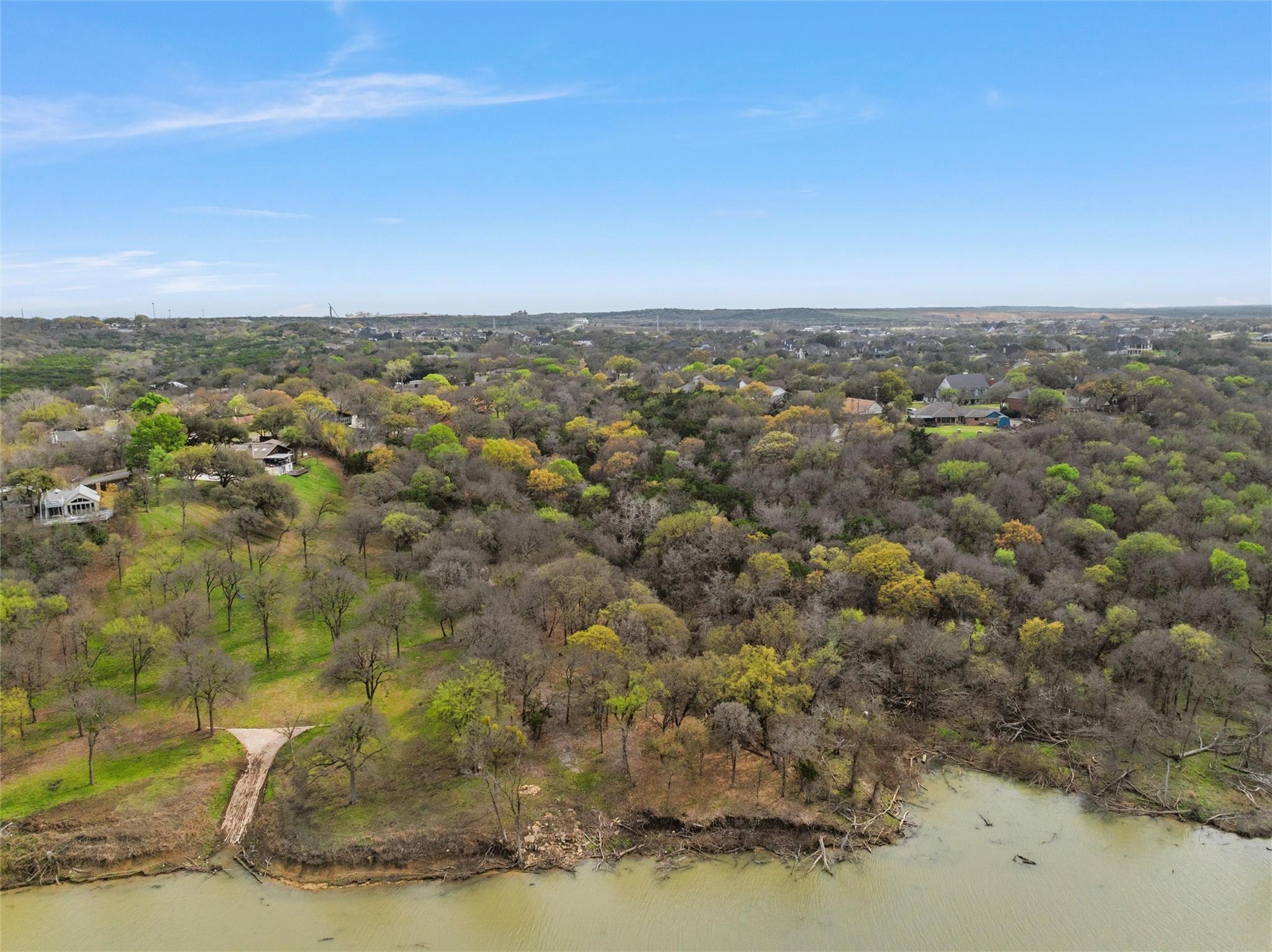 main property photo 37