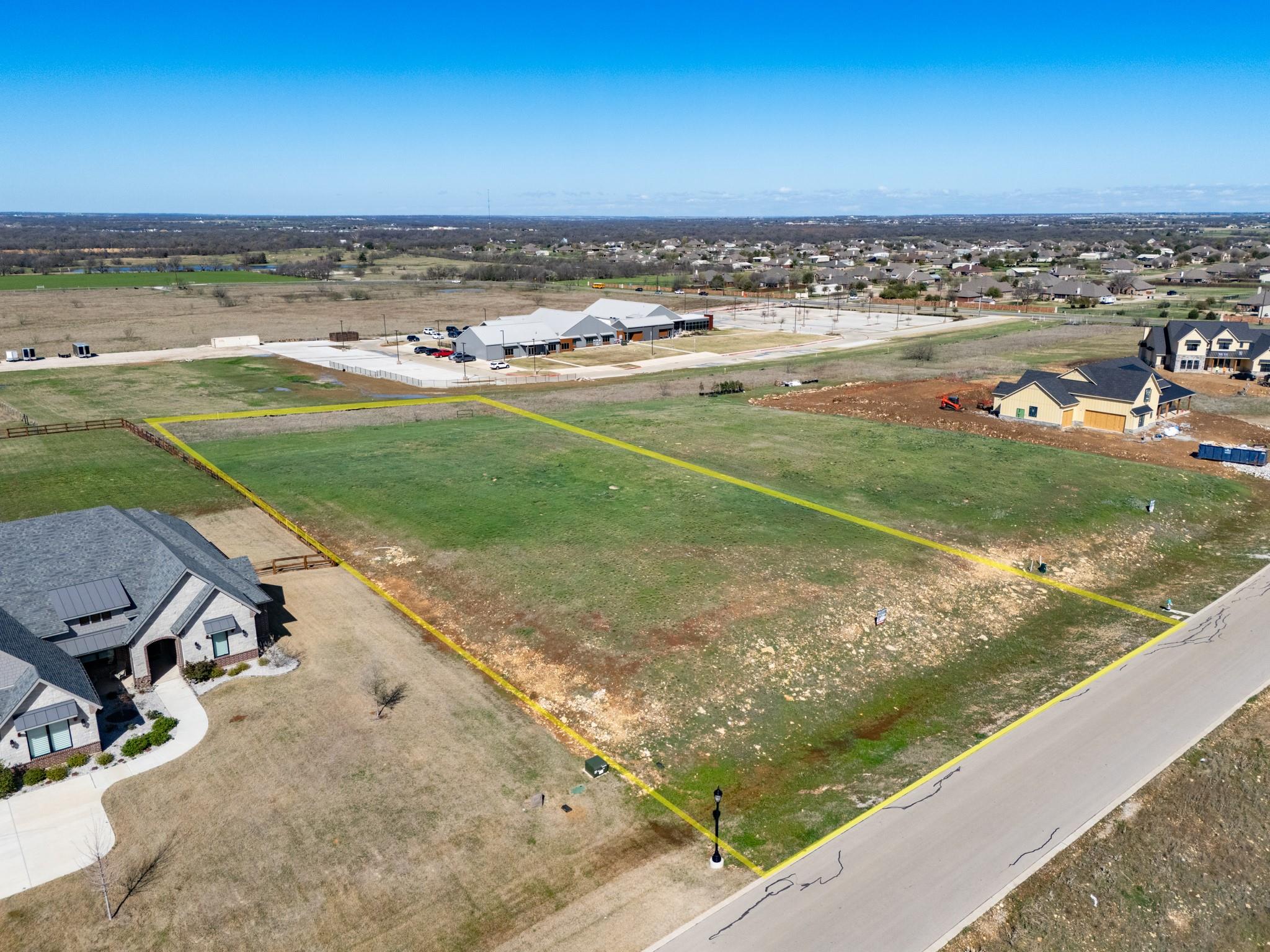 main property photo 17