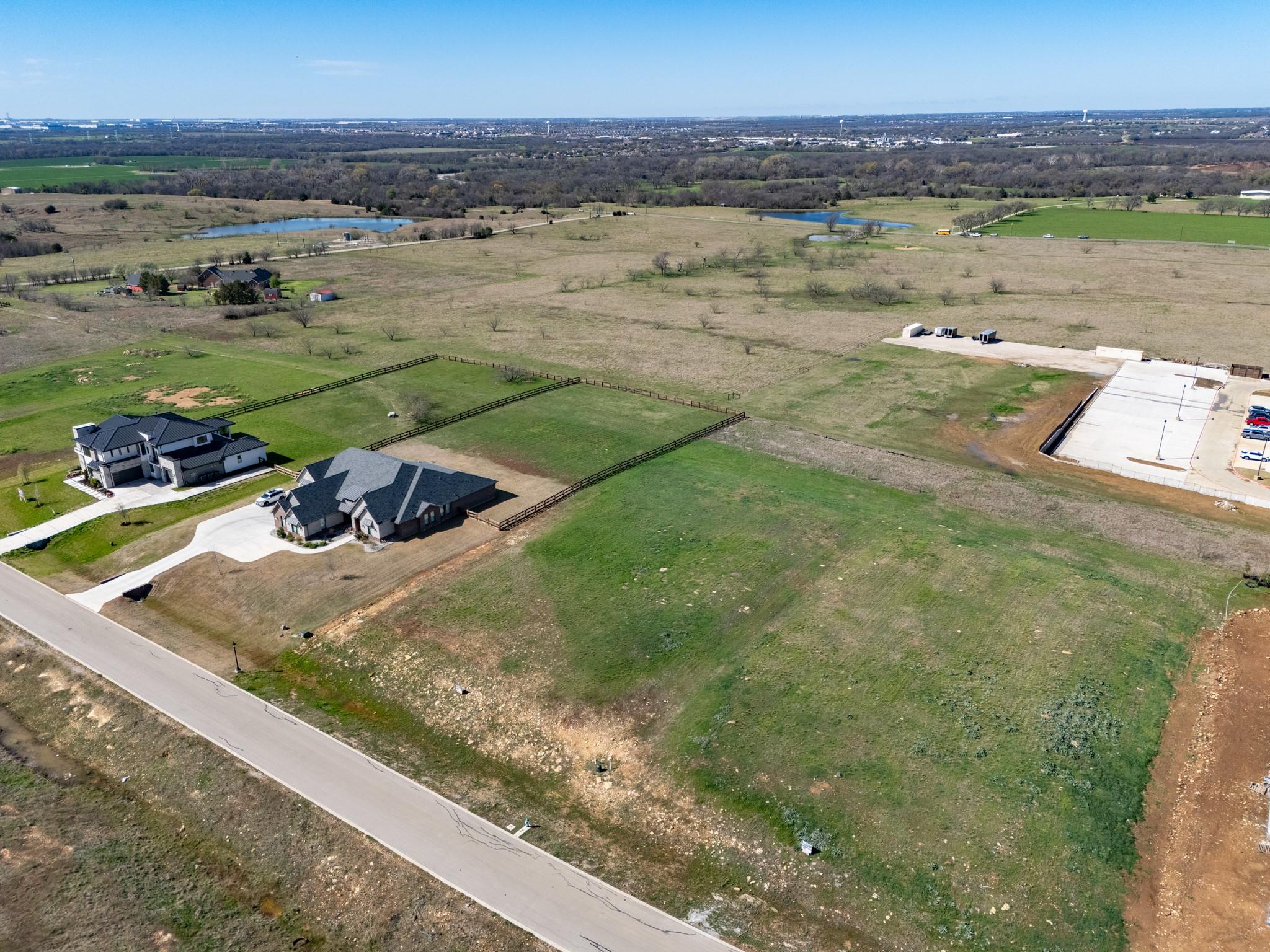 main property photo 22