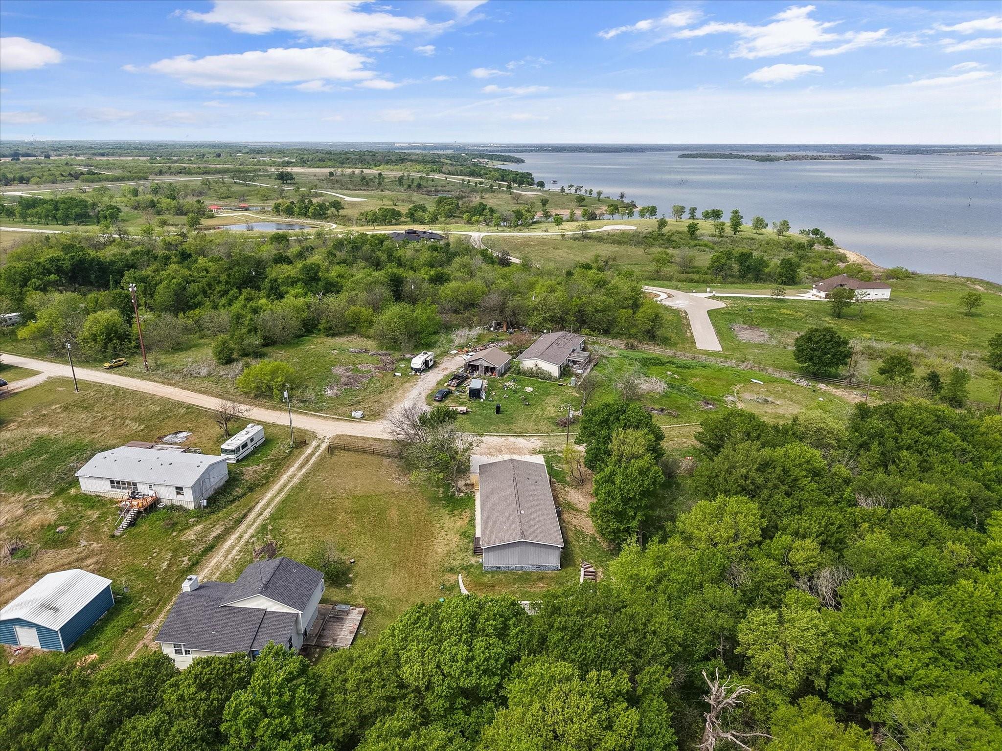 main property photo 37