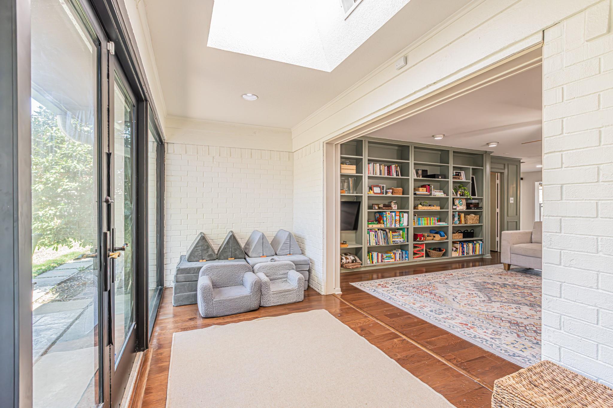 main property photo 22