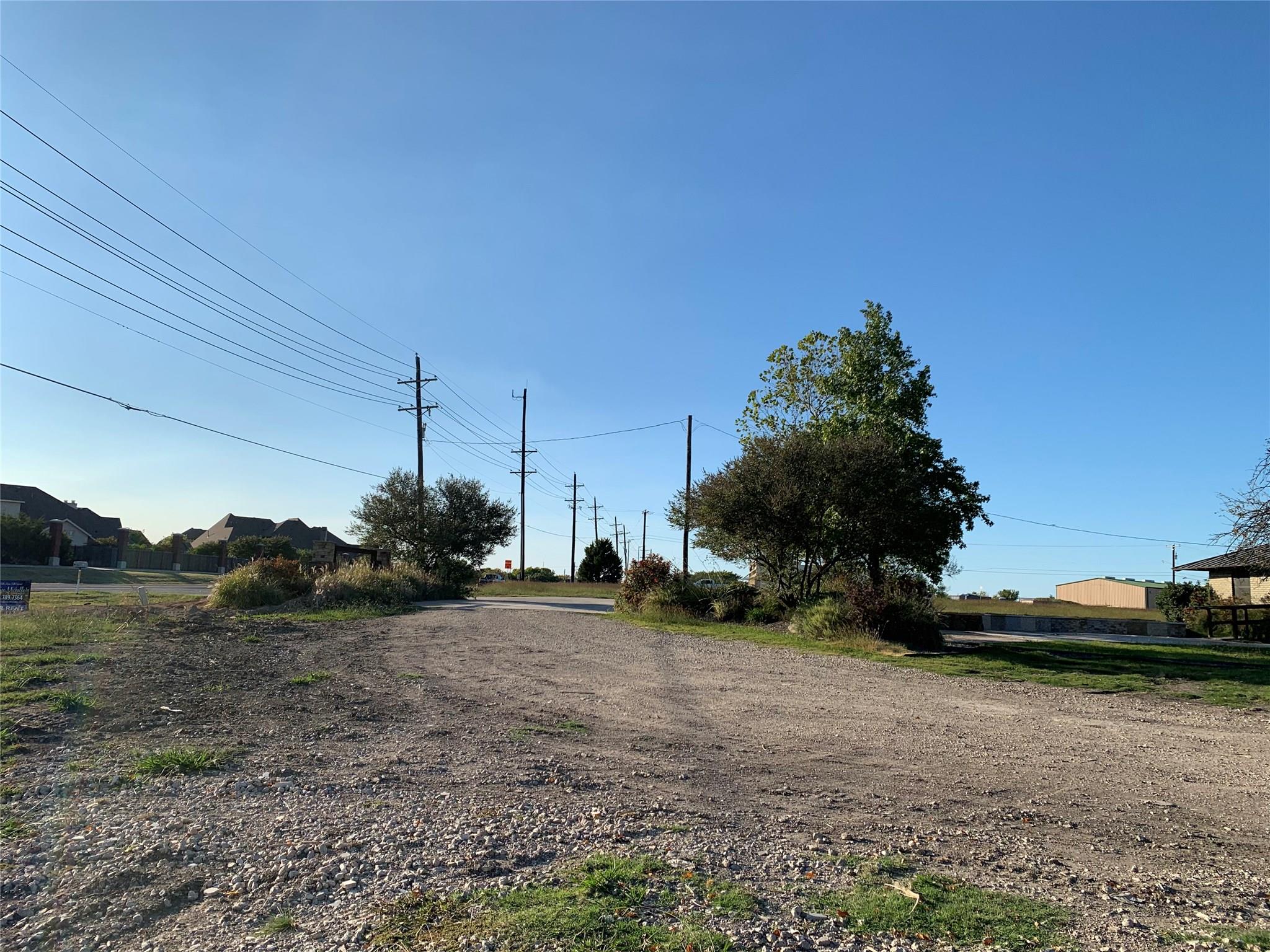 main property photo 14