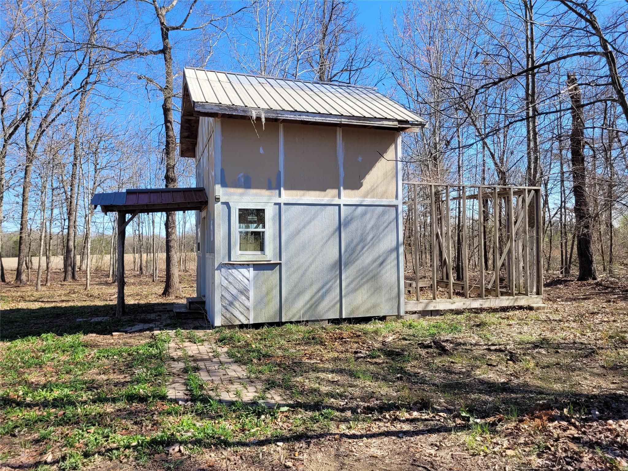 main property photo 20