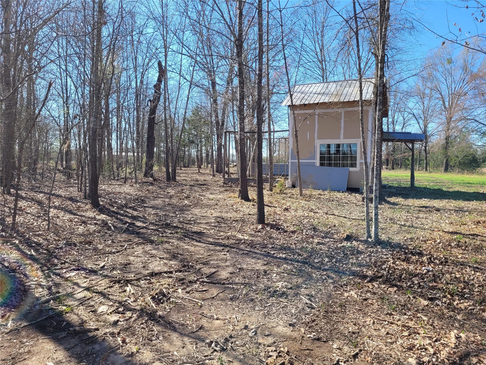 main property photo 25