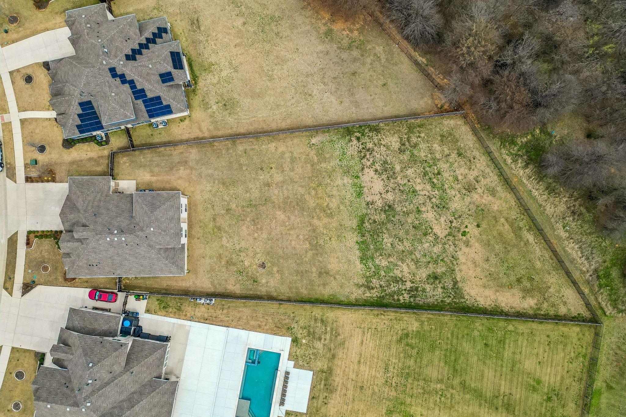 main property photo 37