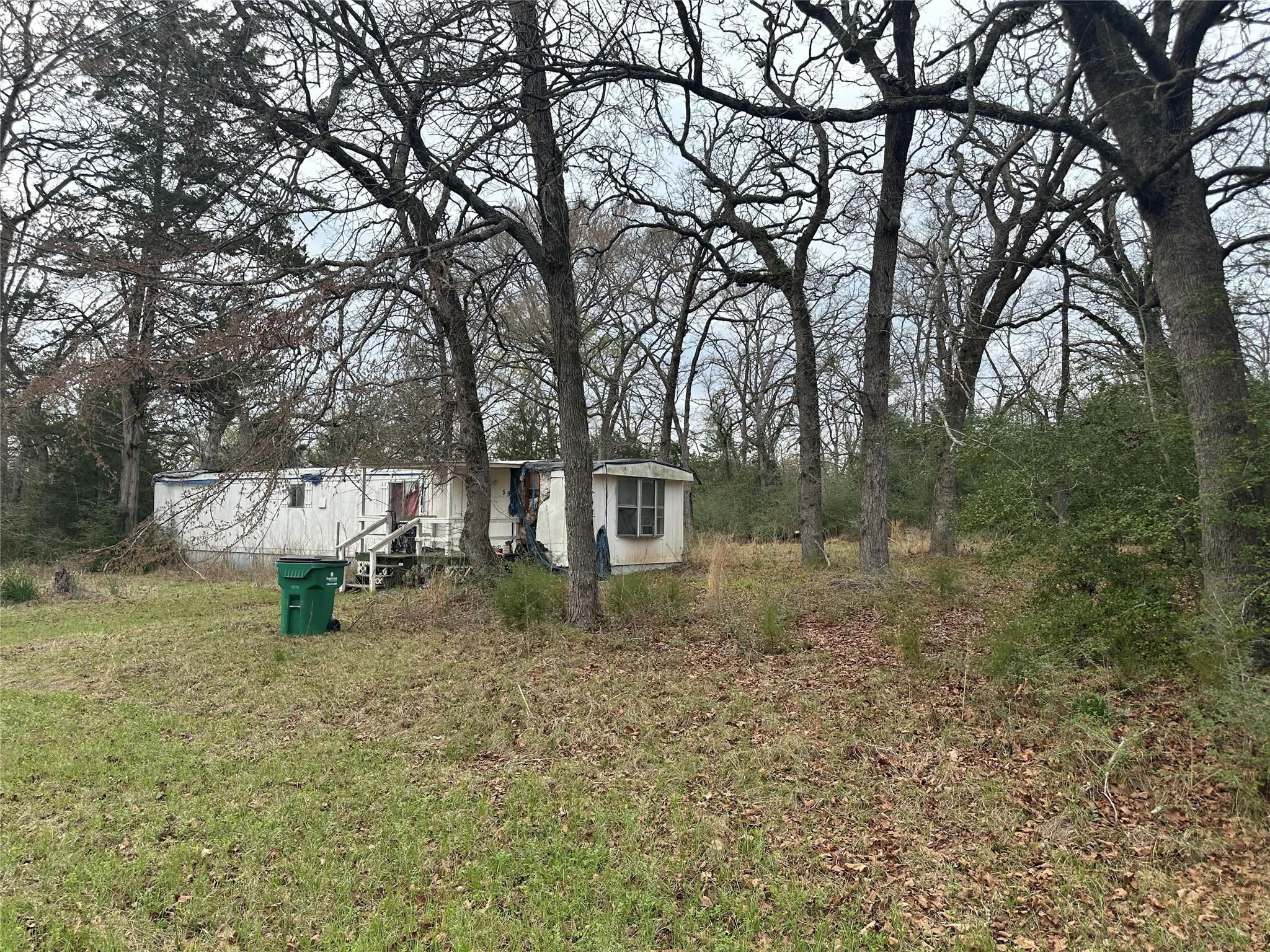 main property photo 10