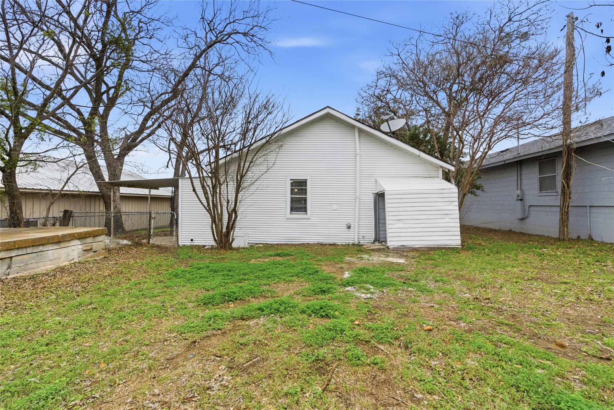 main property photo 27